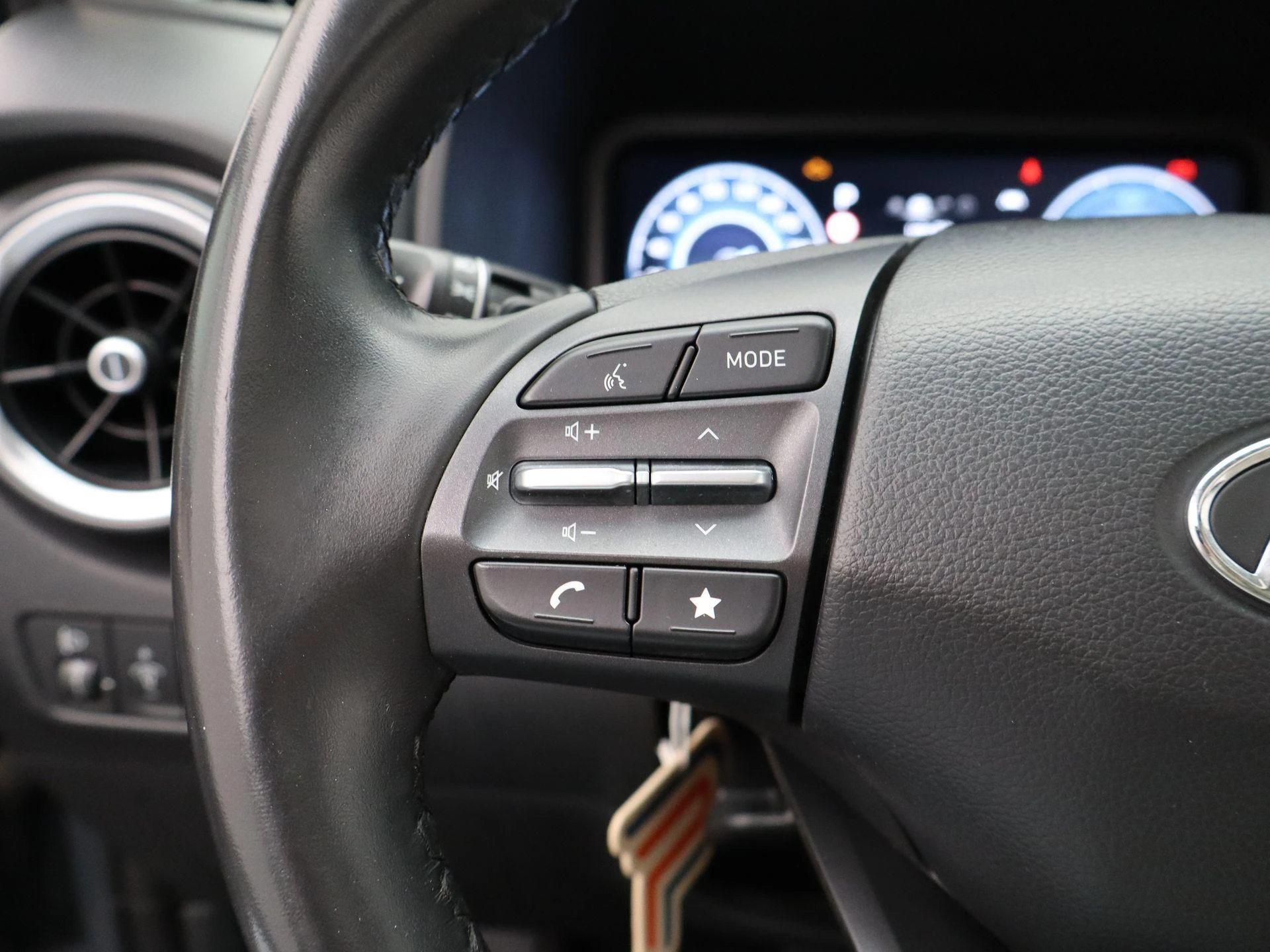 Hyundai-Kona-image-18