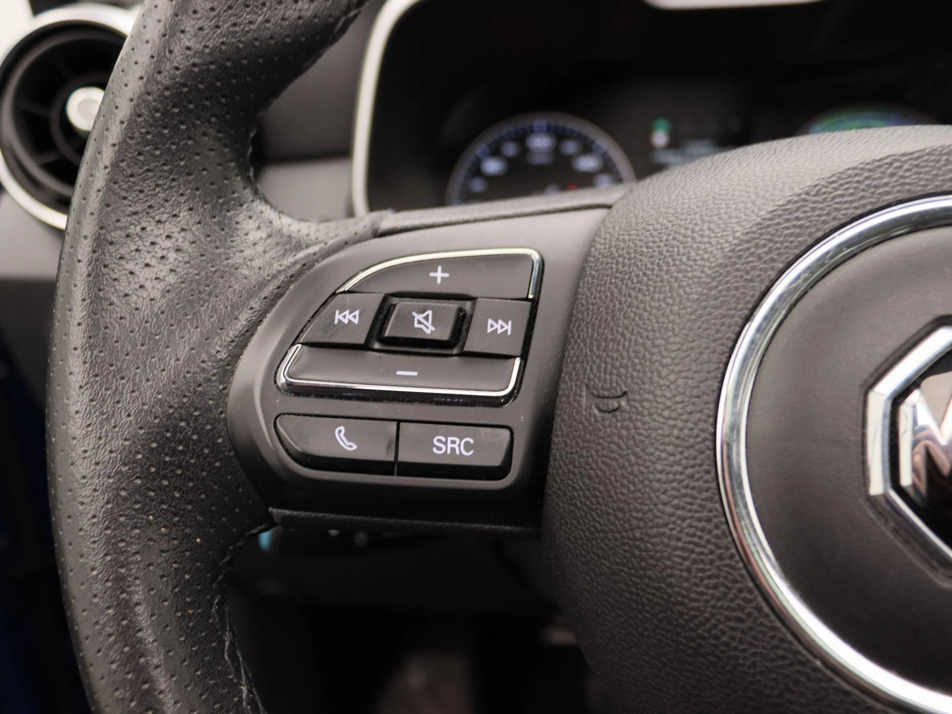 MG-ZS EV-image-21