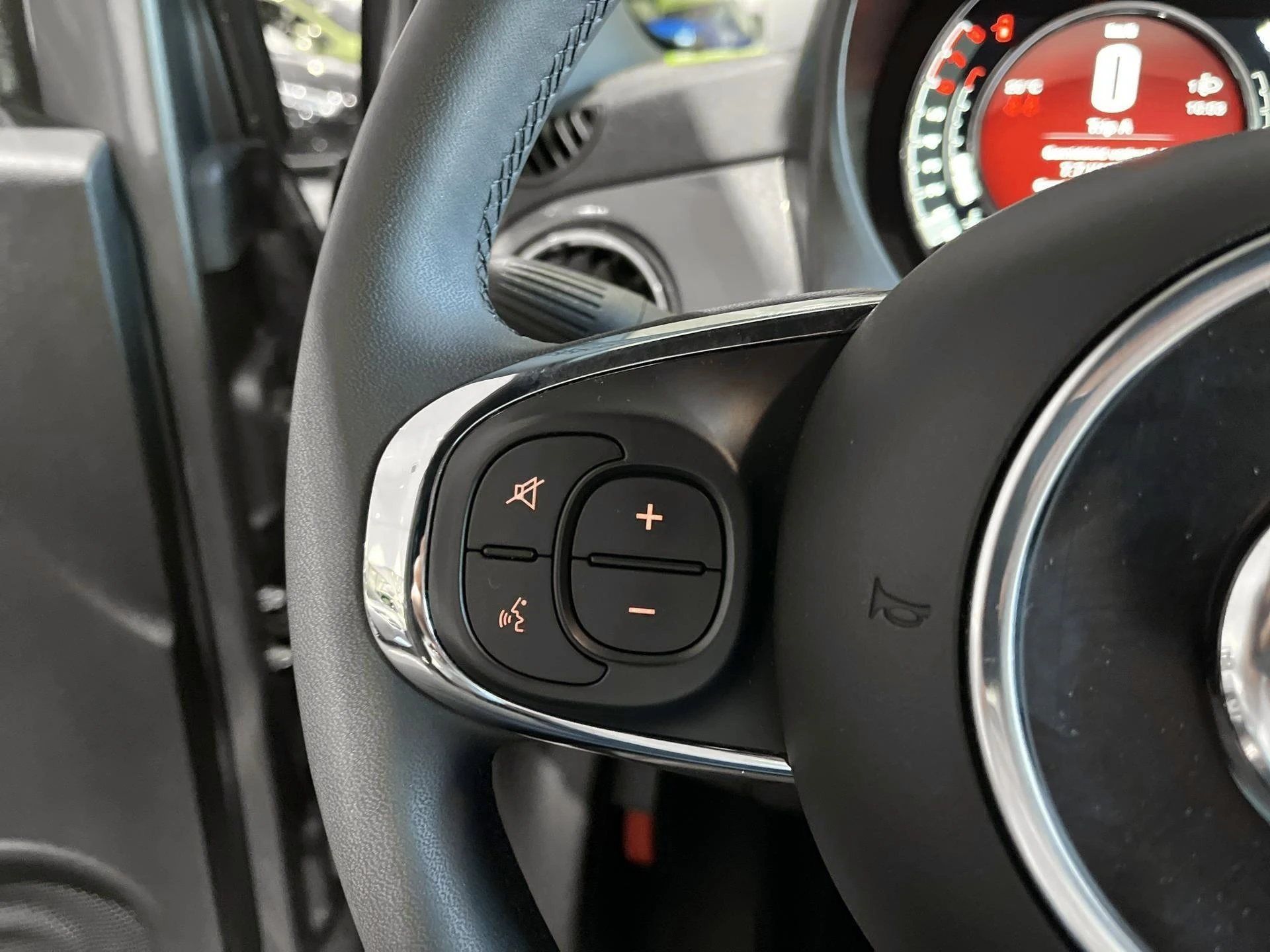 Fiat-500C-image-13
