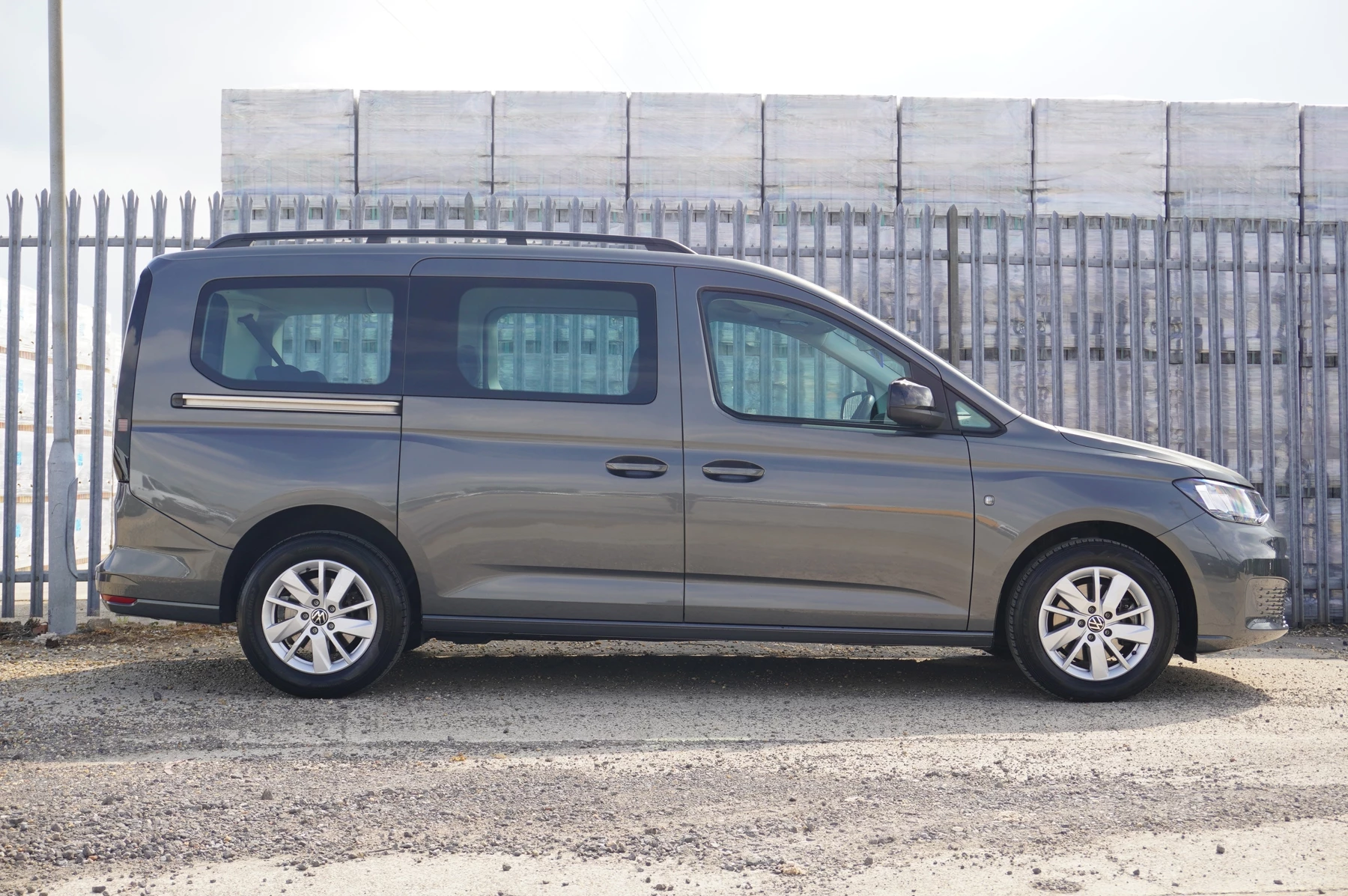 Volkswagen-Caddy-image-3