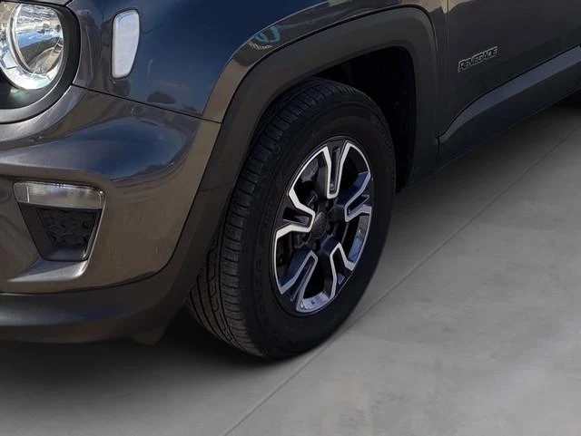 Jeep-Renegade-image-19