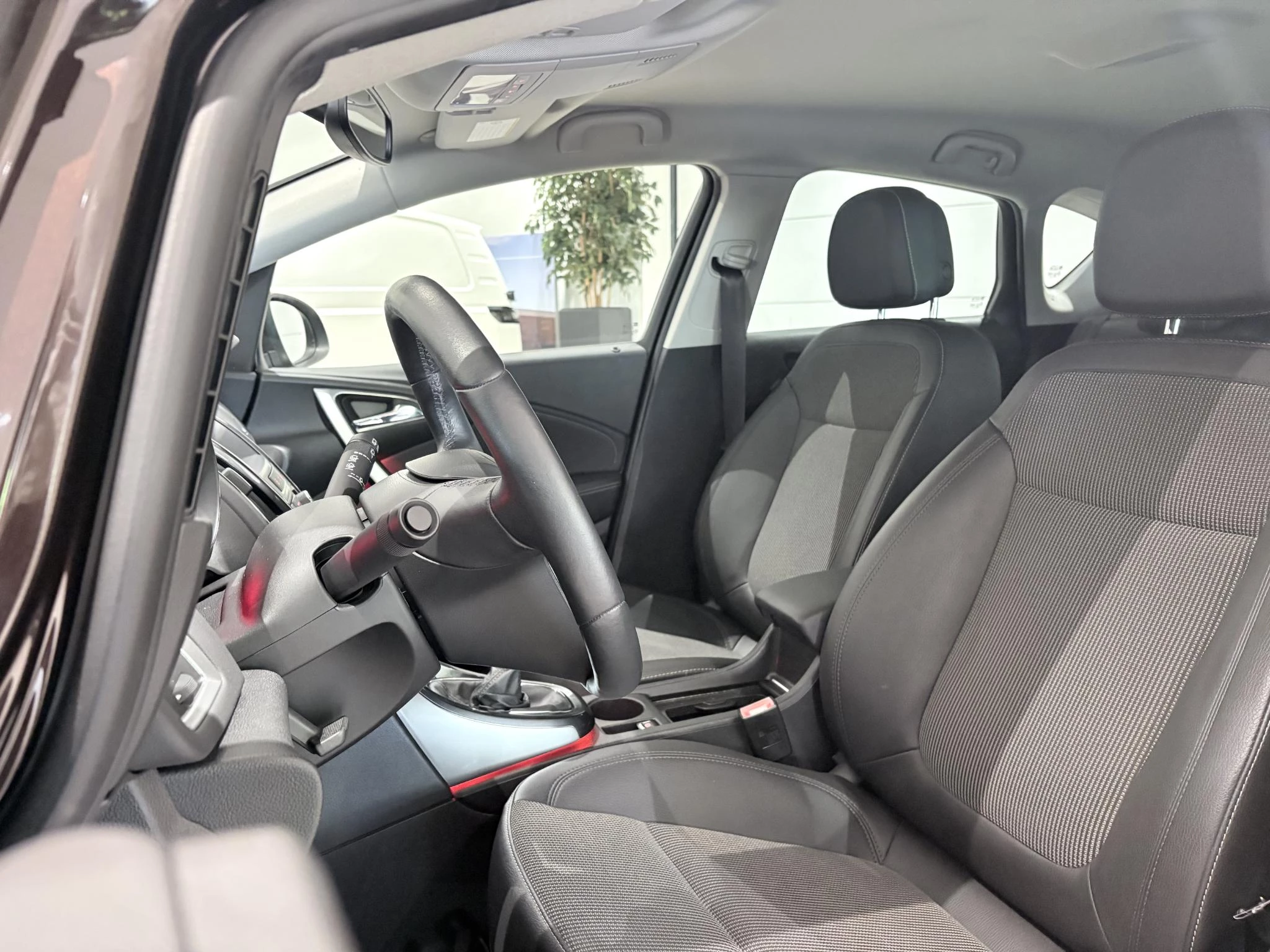 Opel-Astra-image-8