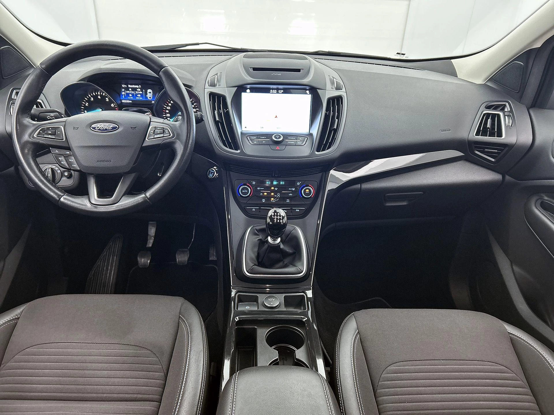 Ford-Kuga-image-14