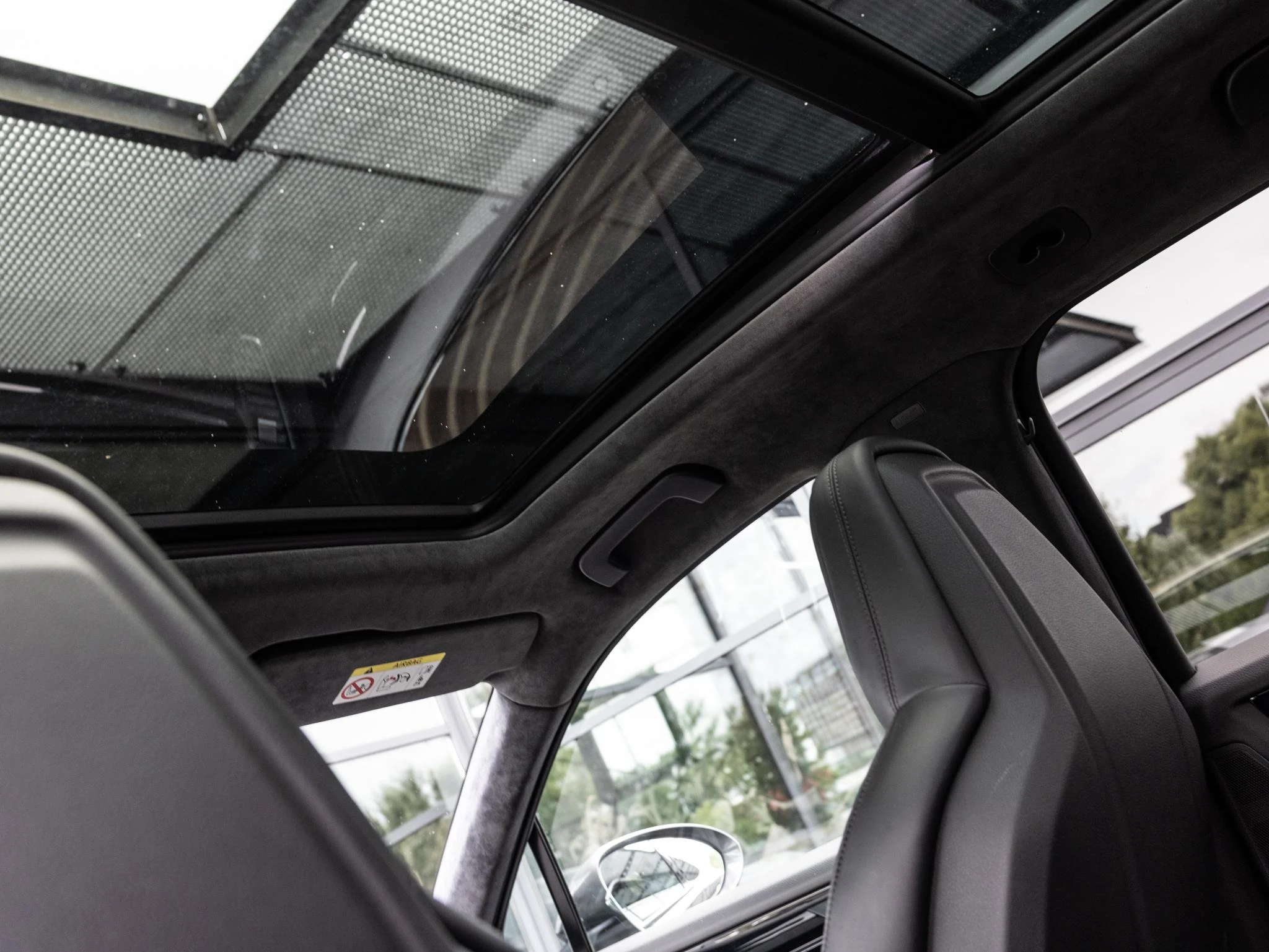 Porsche-Cayenne-image-12