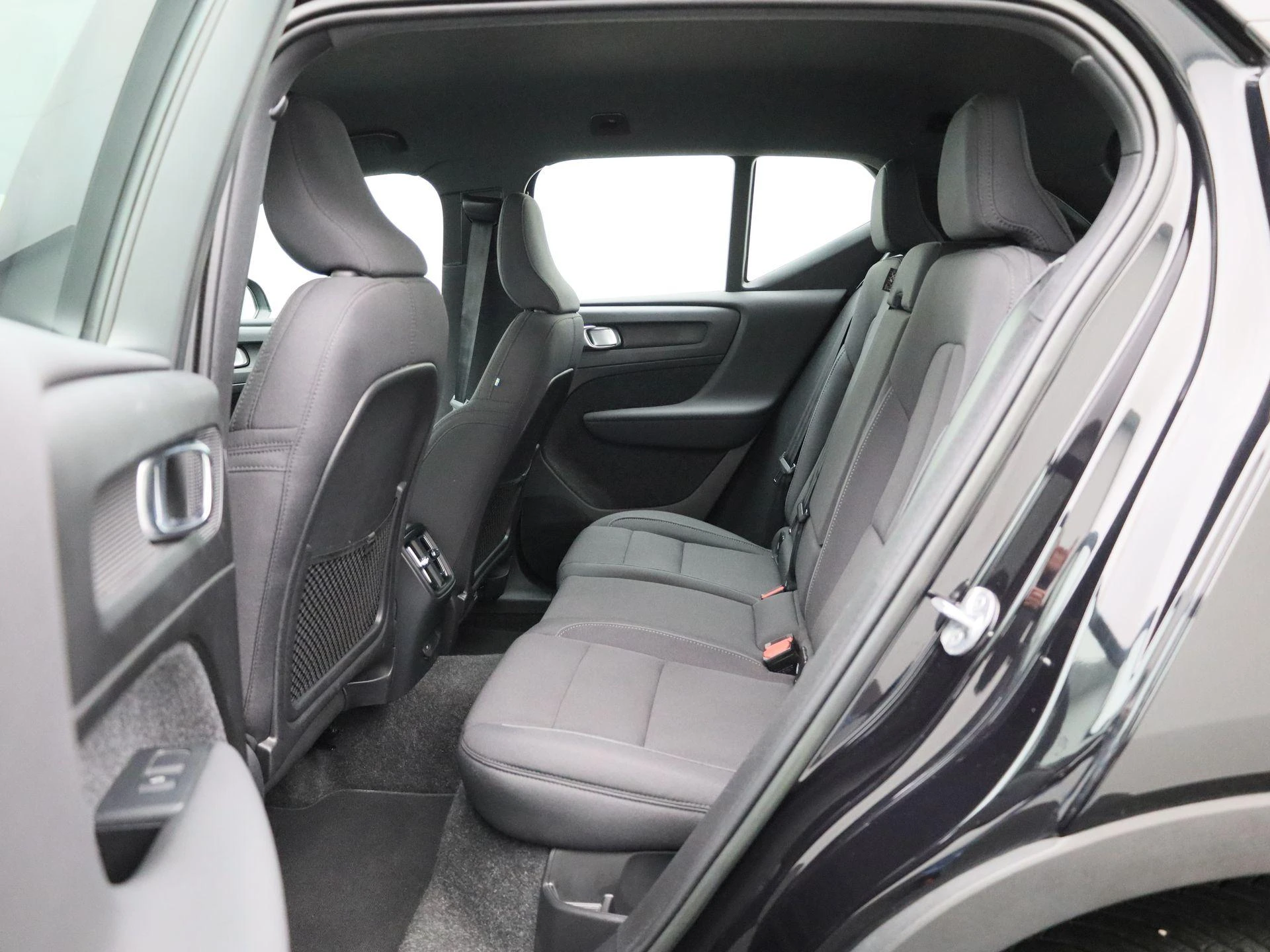 Volvo-XC40-image-9