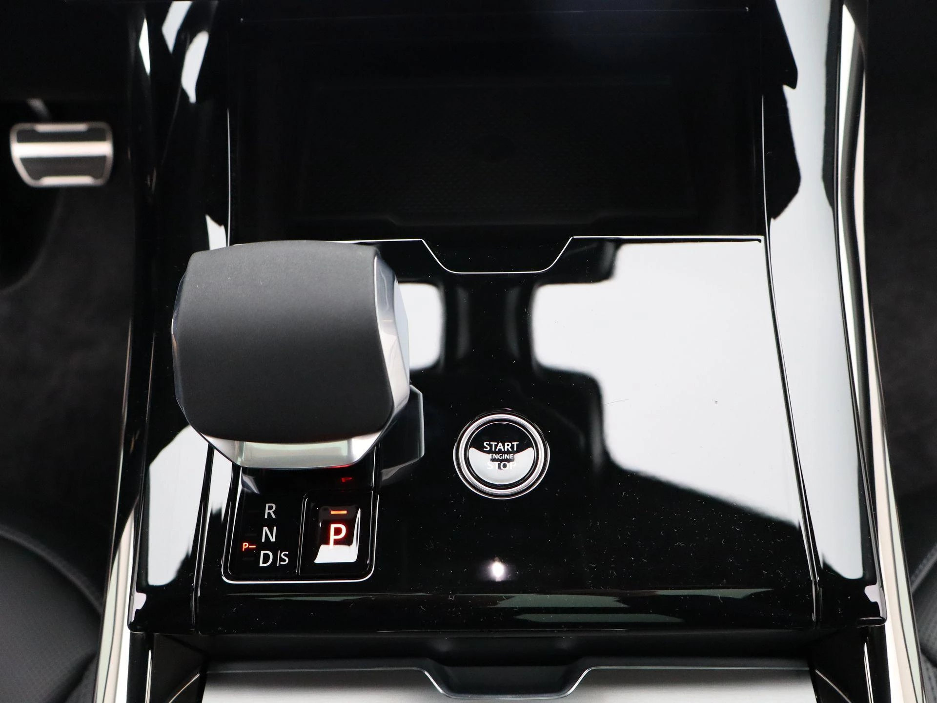 Land Rover-Range Rover Sport-image-10