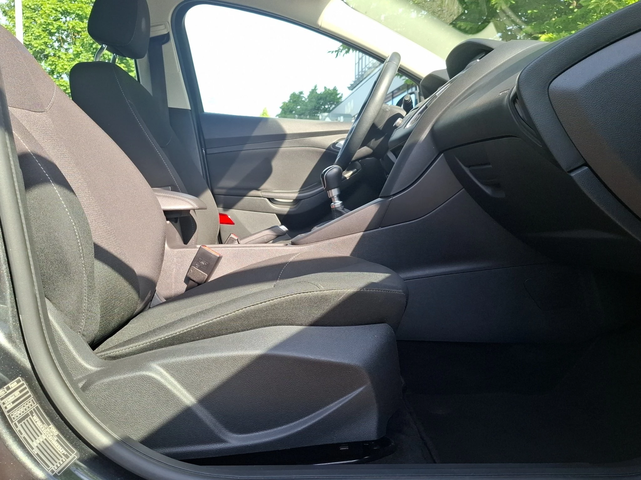 Ford Focus Turnier | NAVI | PDC | TEMPOMAT | SHZ | LRHZ | BLT