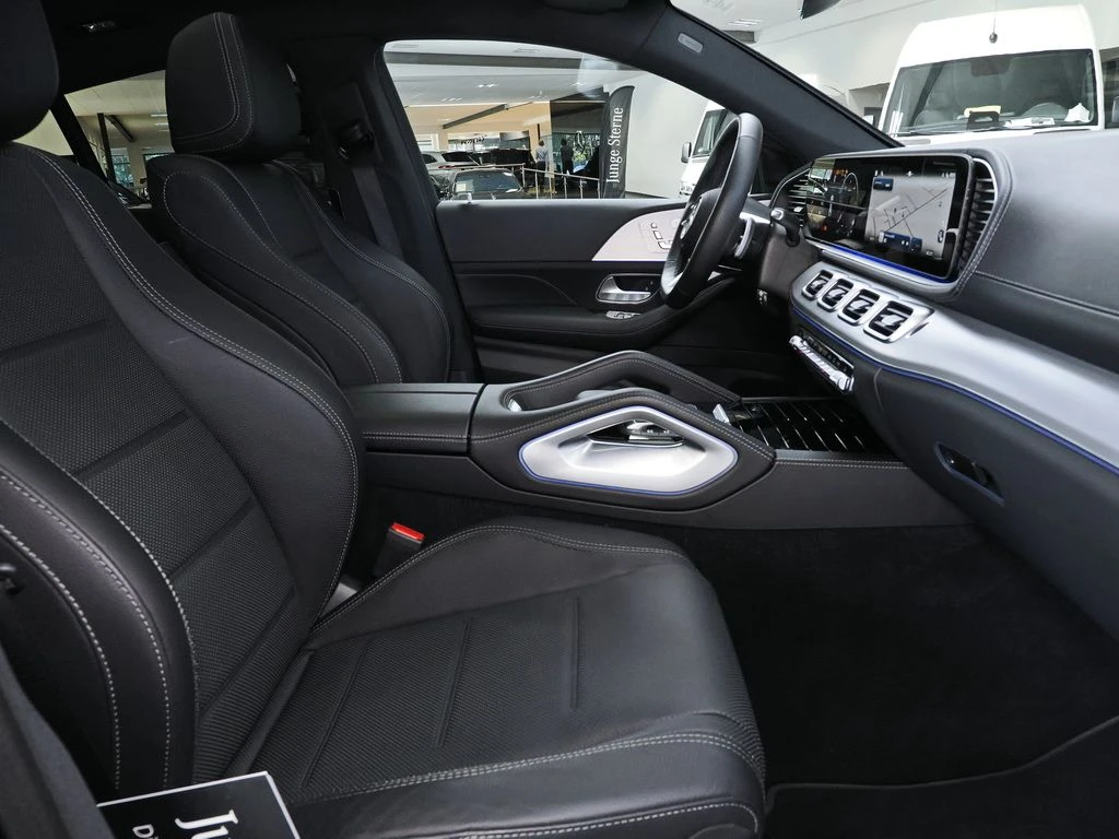 Mercedes-Benz-GLE 450 d-image-12