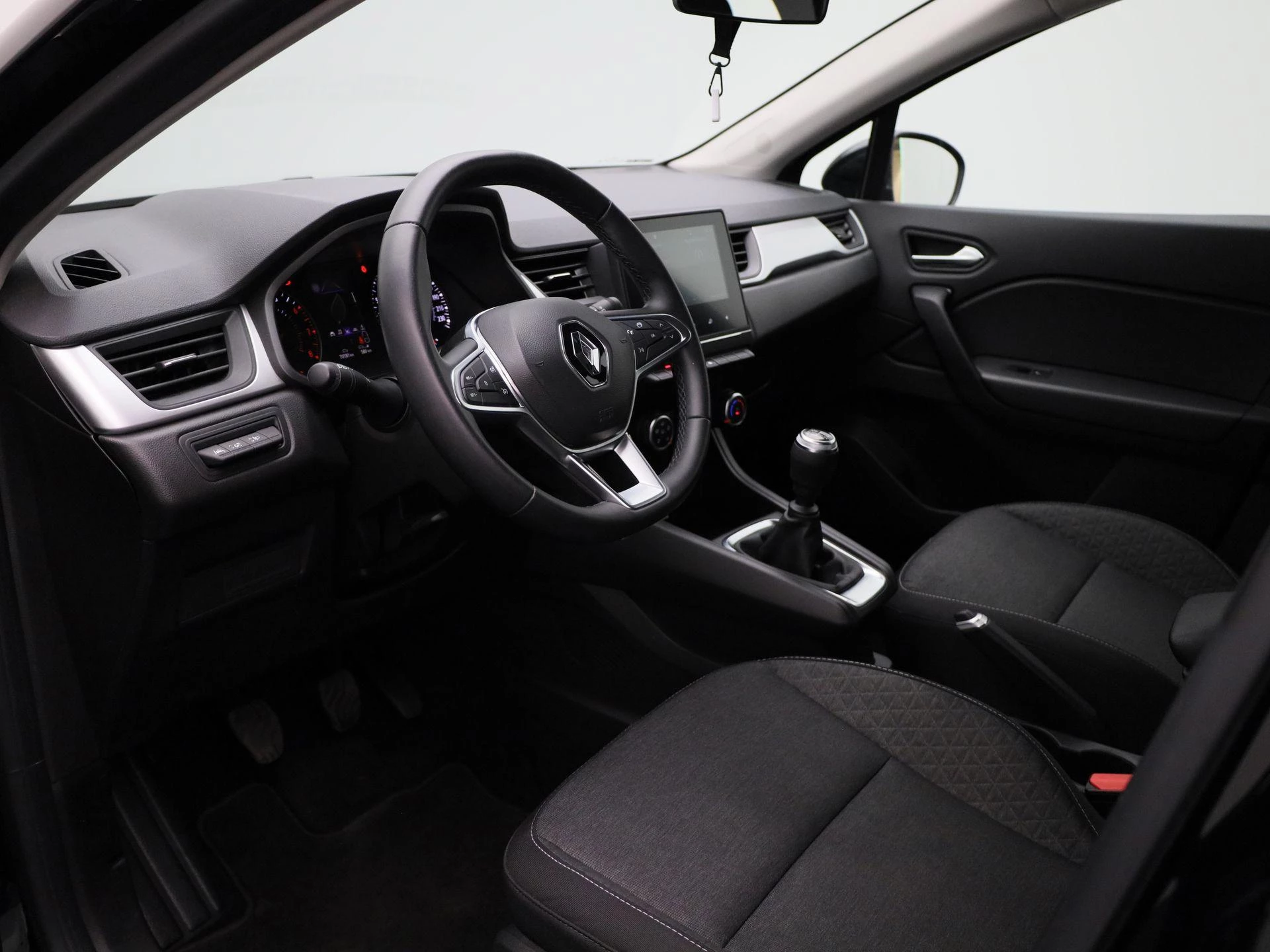 Renault-Captur-image-25