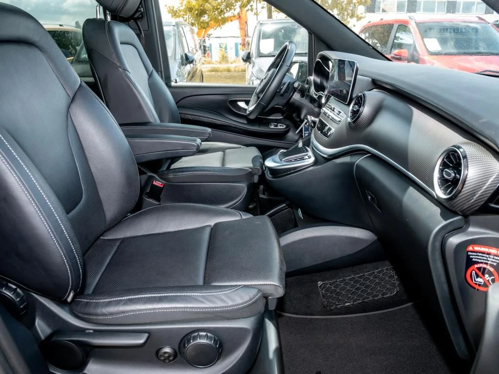 Mercedes-Benz-V-Klasse 300-image-10
