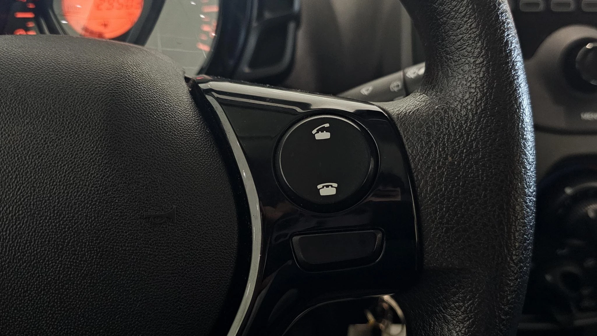 Peugeot-108-image-12