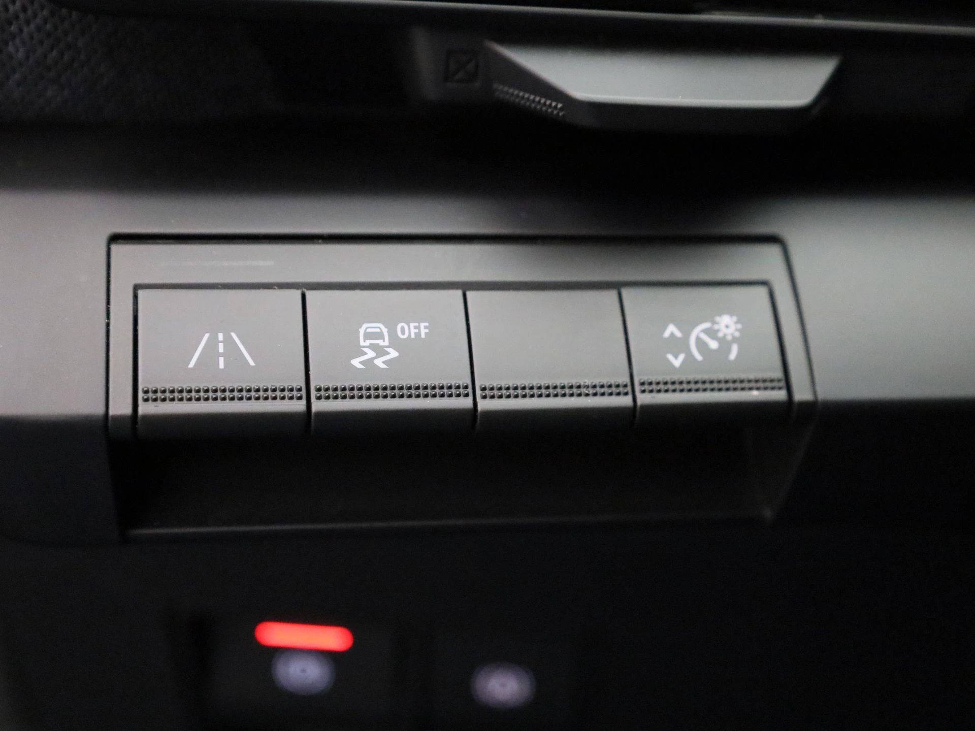 Renault-Megane E-Tech-image-26