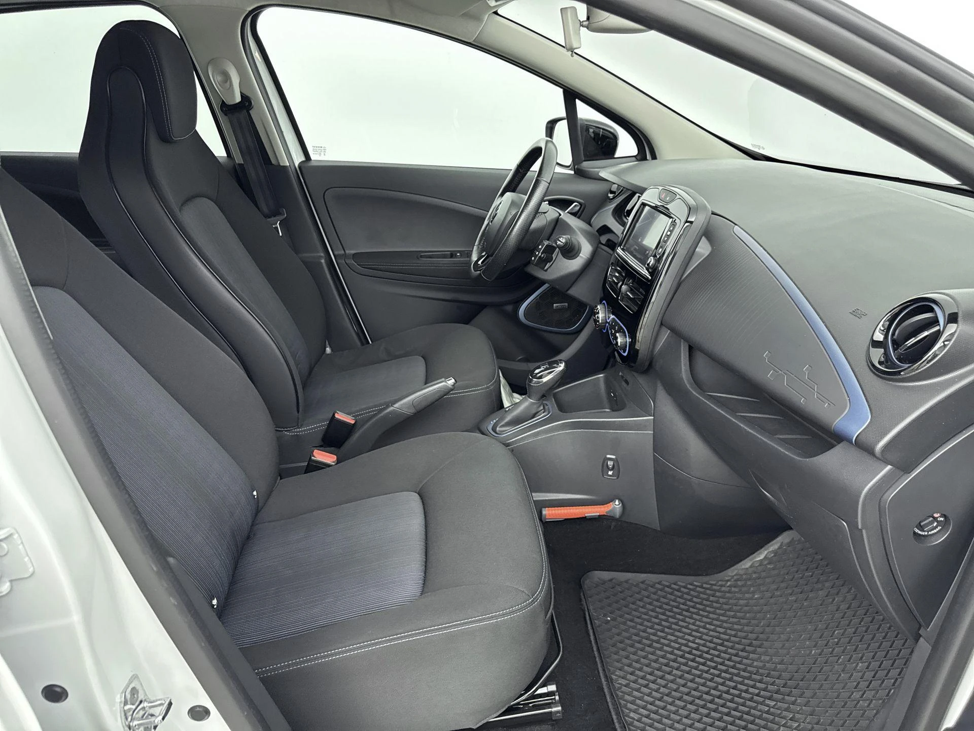 Renault-ZOE-image-21