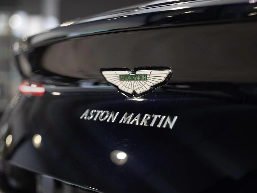 Aston Martin-DB11-image-21