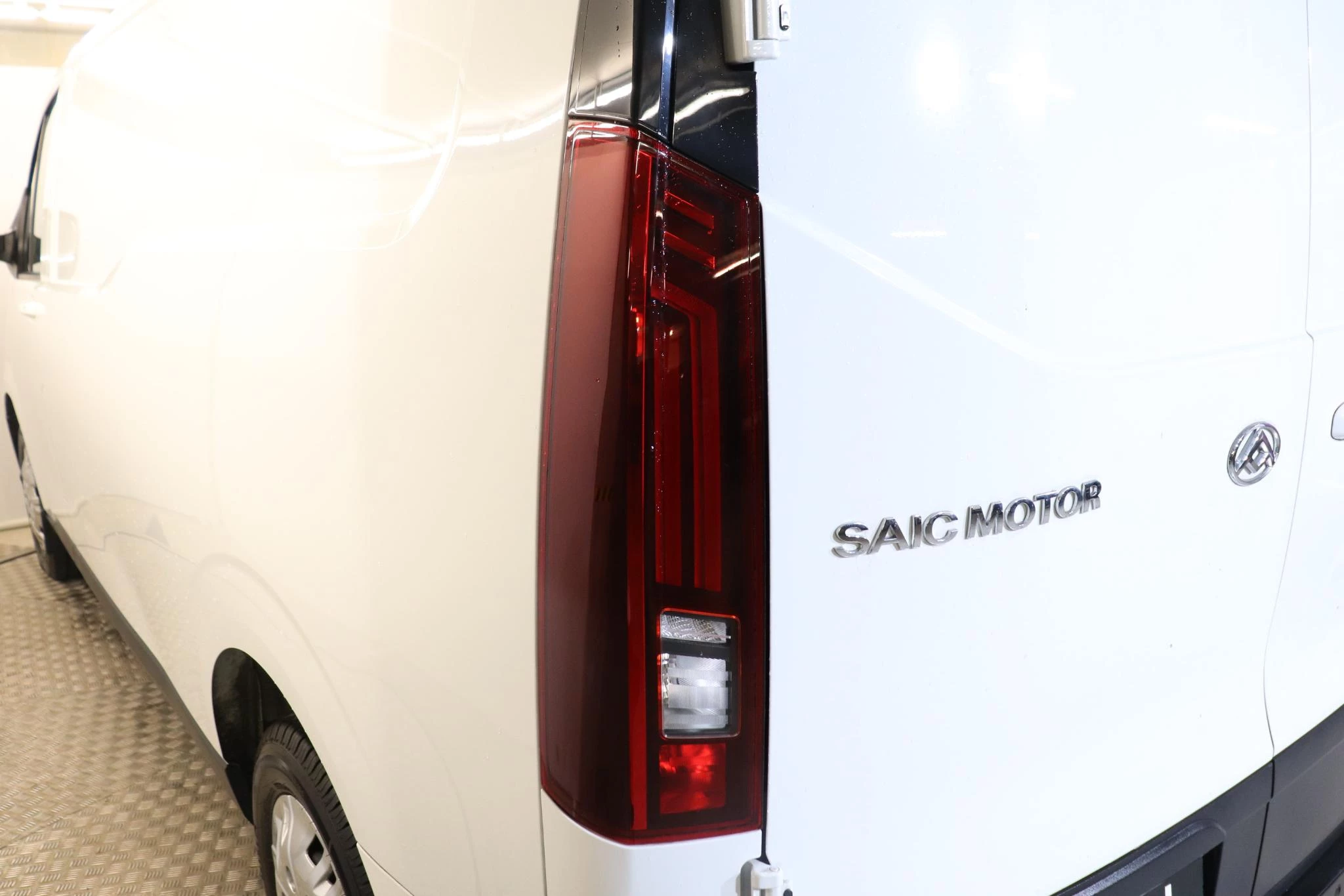 Maxus Deliver7 L1H1 77kWh