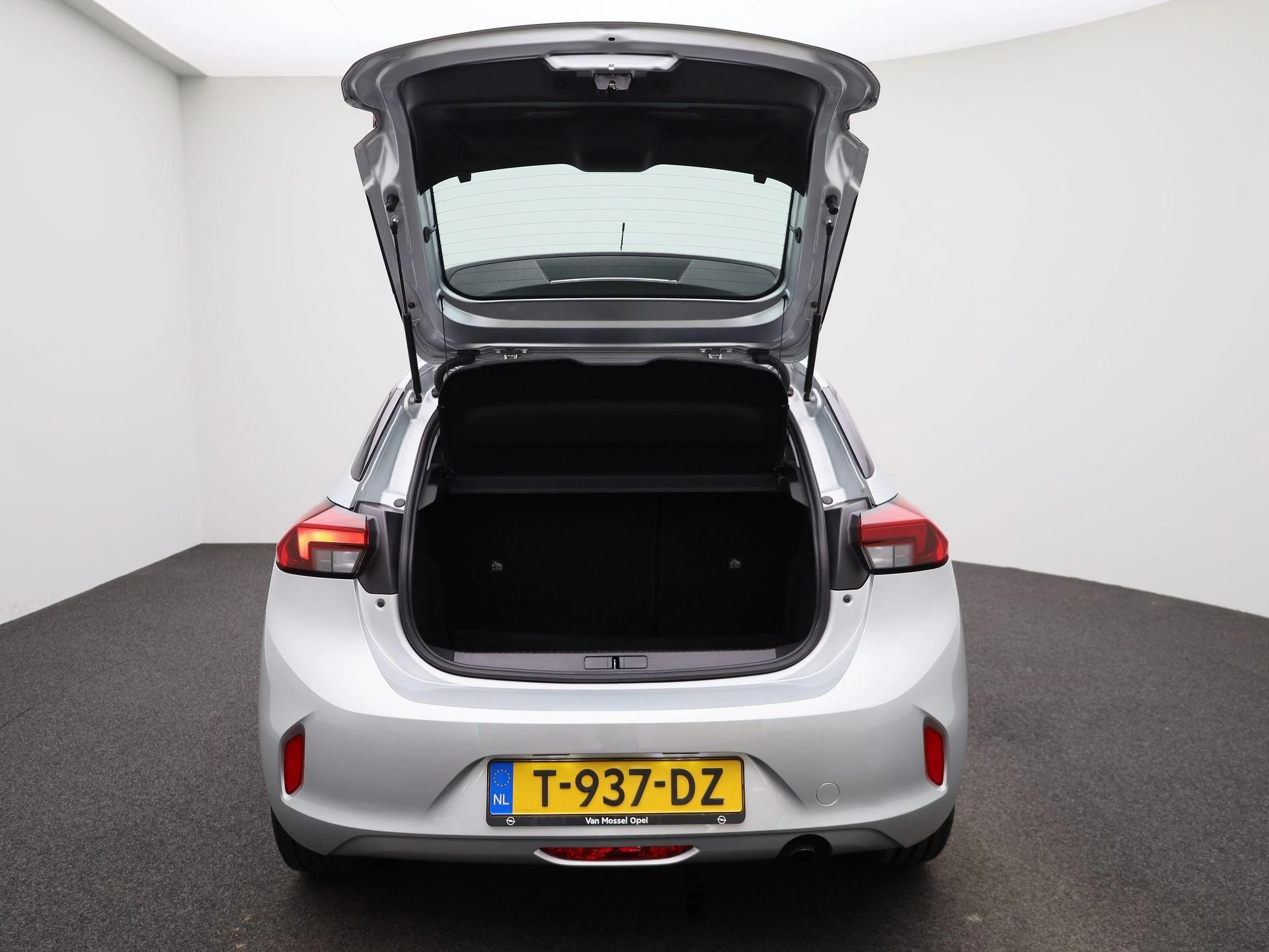 Opel-Corsa-image-10