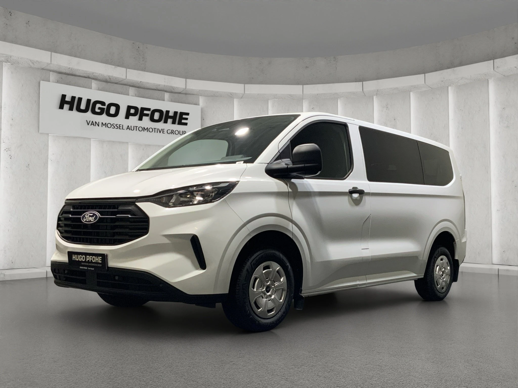 Ford-Transit Custom-image-0