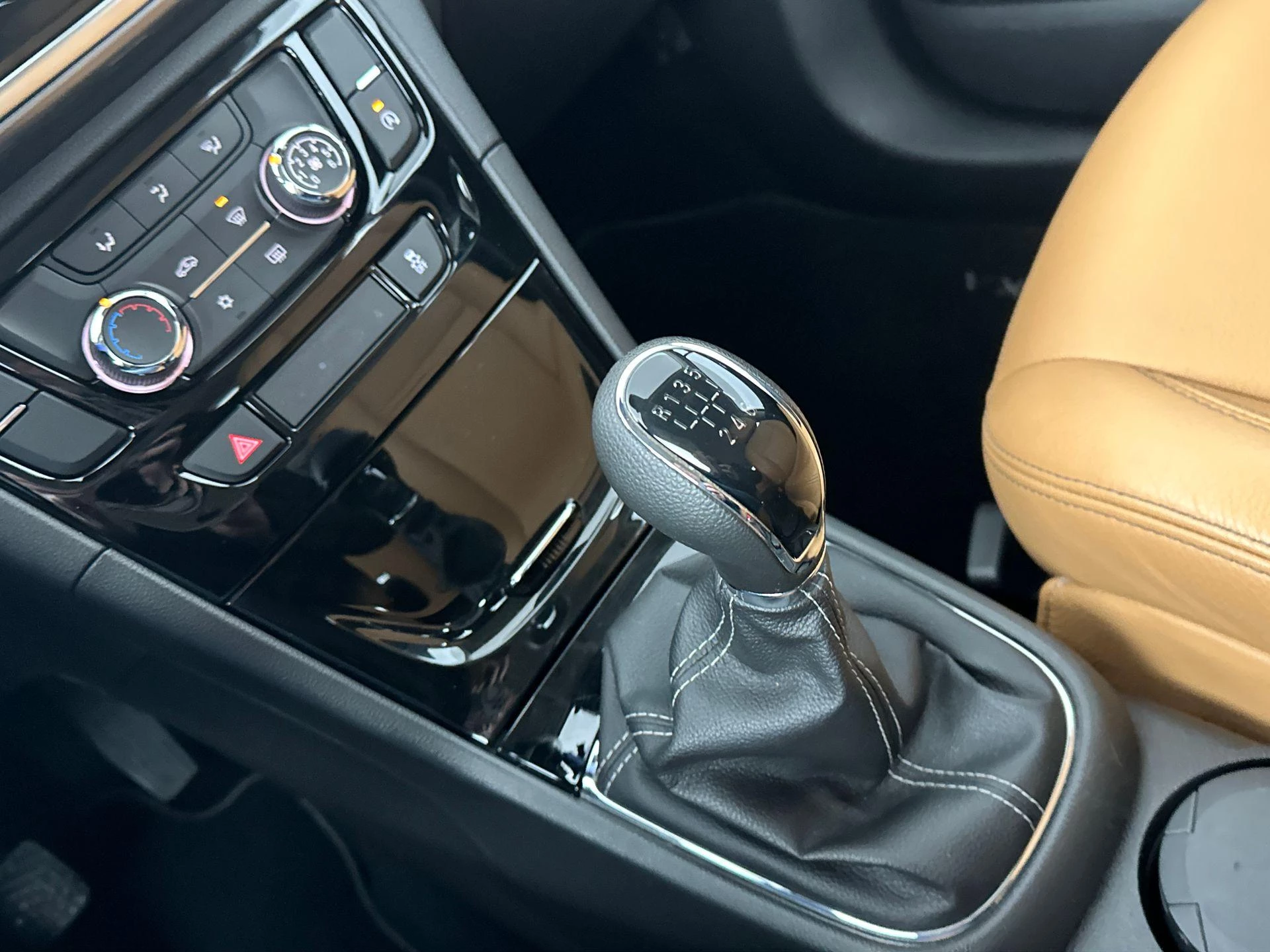 Opel-Mokka X-image-21