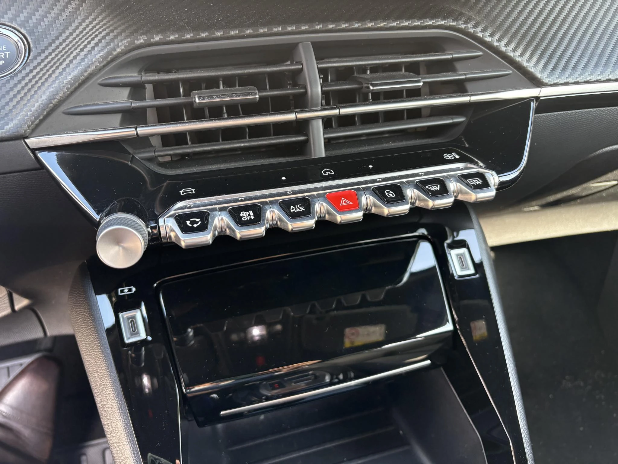 Peugeot-2008-image-12