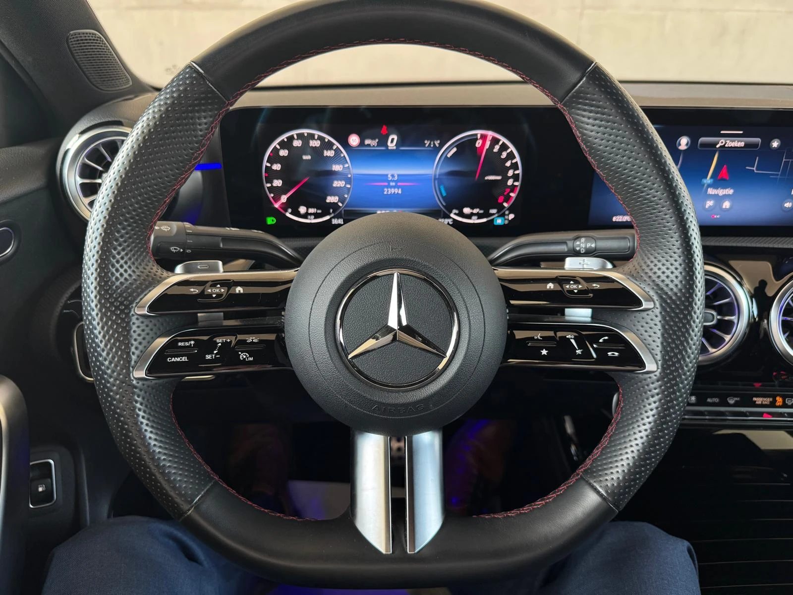Mercedes-Benz-Classe A-image-12