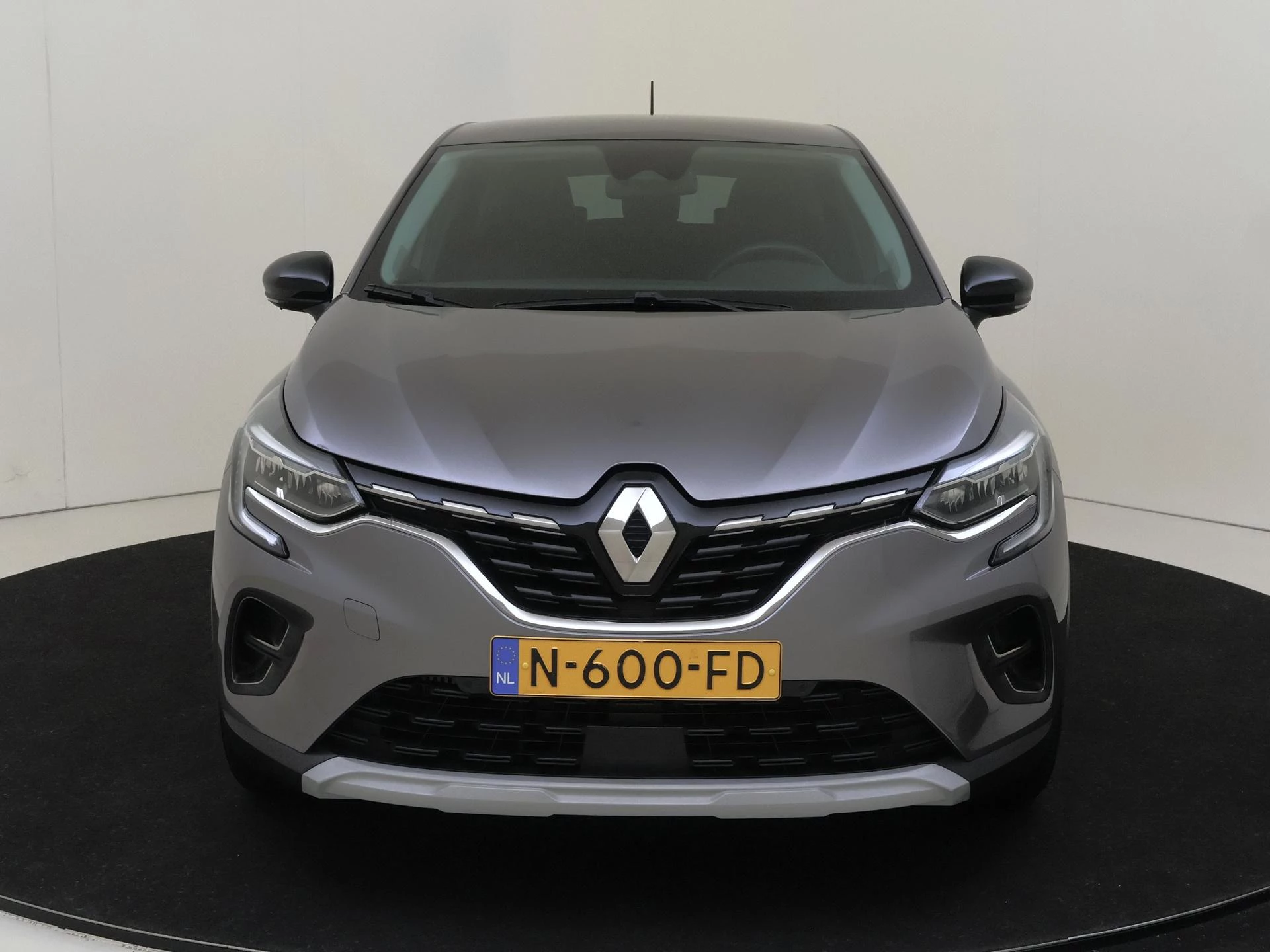 Renault-Captur-image-5