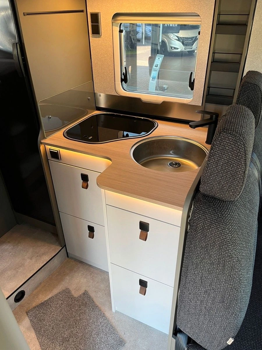 Hymer--image-11