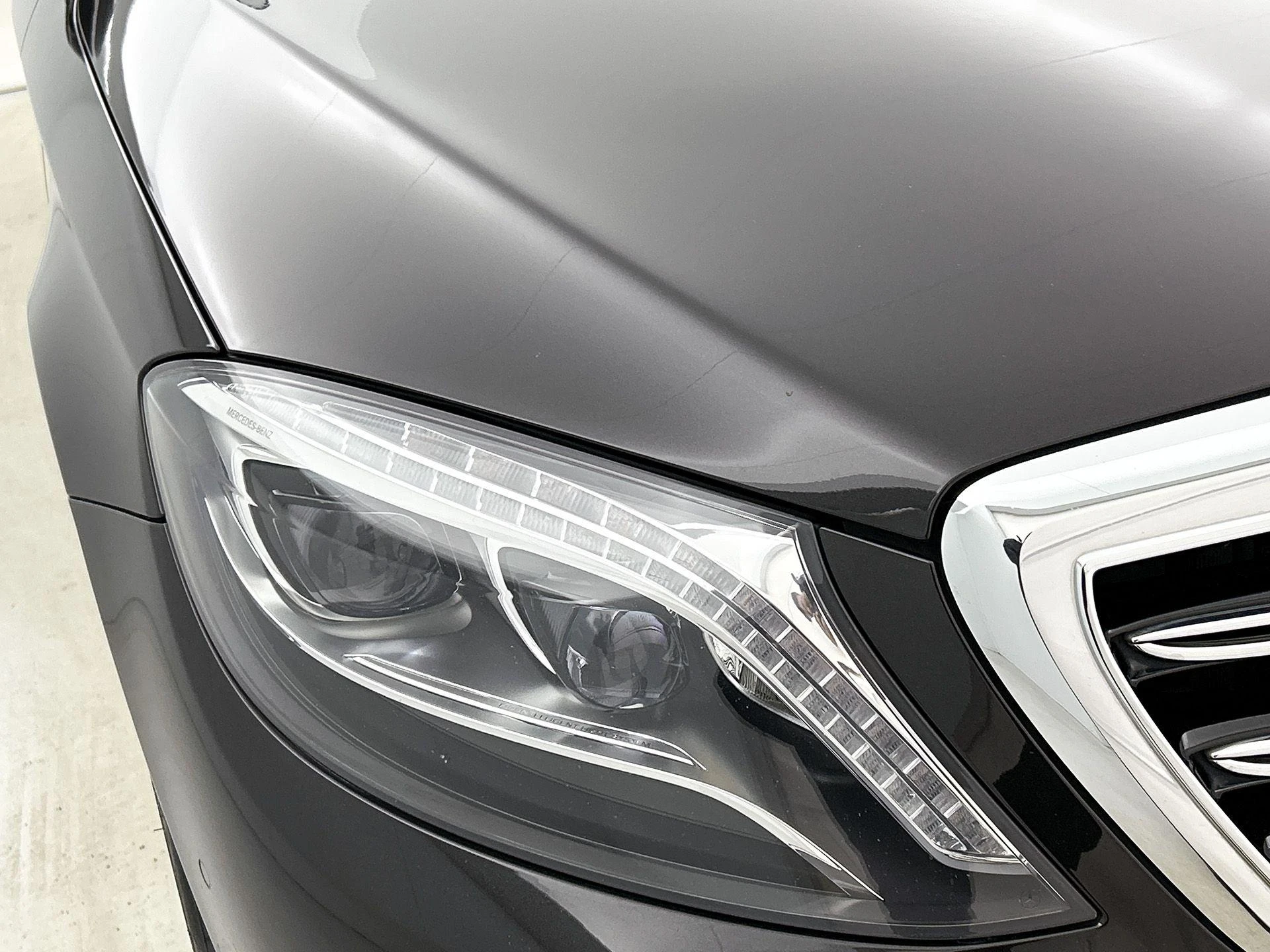Mercedes-Benz-S-Klasse-image-28