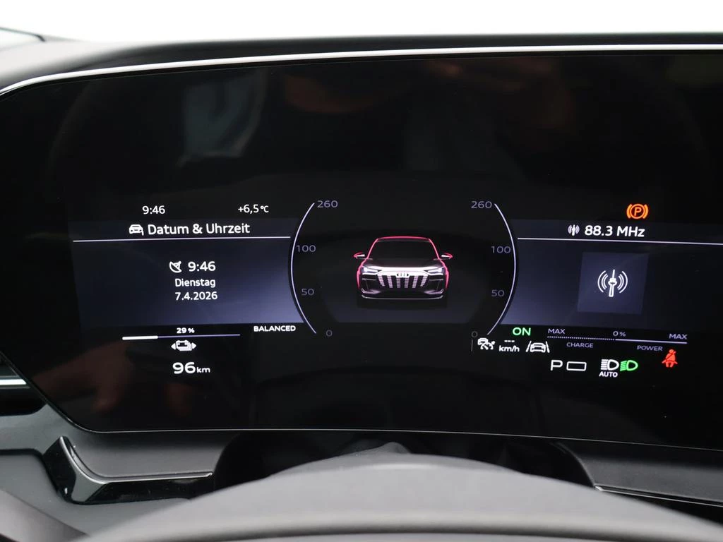 Audi Q6 e-tron e-Tron 100kWh 50 Performance Advanced 306PK *LEDER*NAVI*ZETELVERWARMING*ADAPTIVE CRUISE*DIGITAL DASHBOARD*APPCONNECT*BLTH*PDC*CA