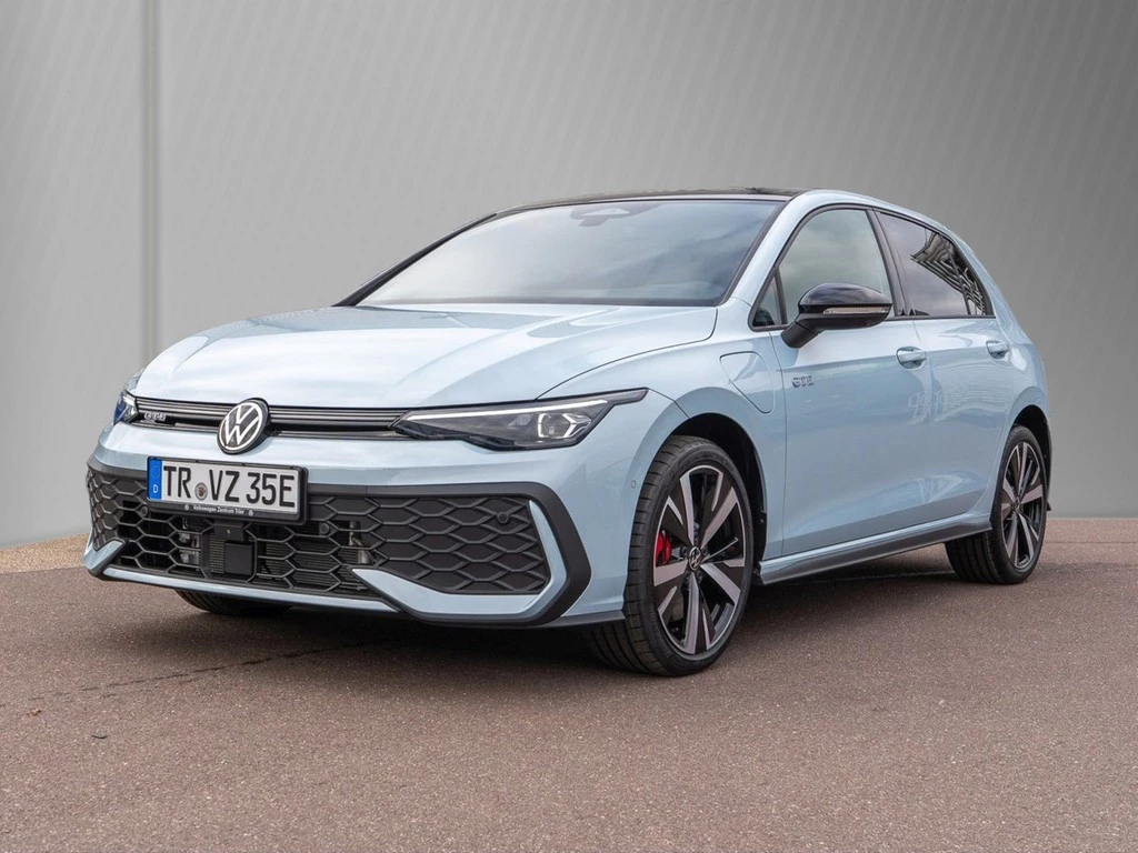 Volkswagen-Golf-image-1