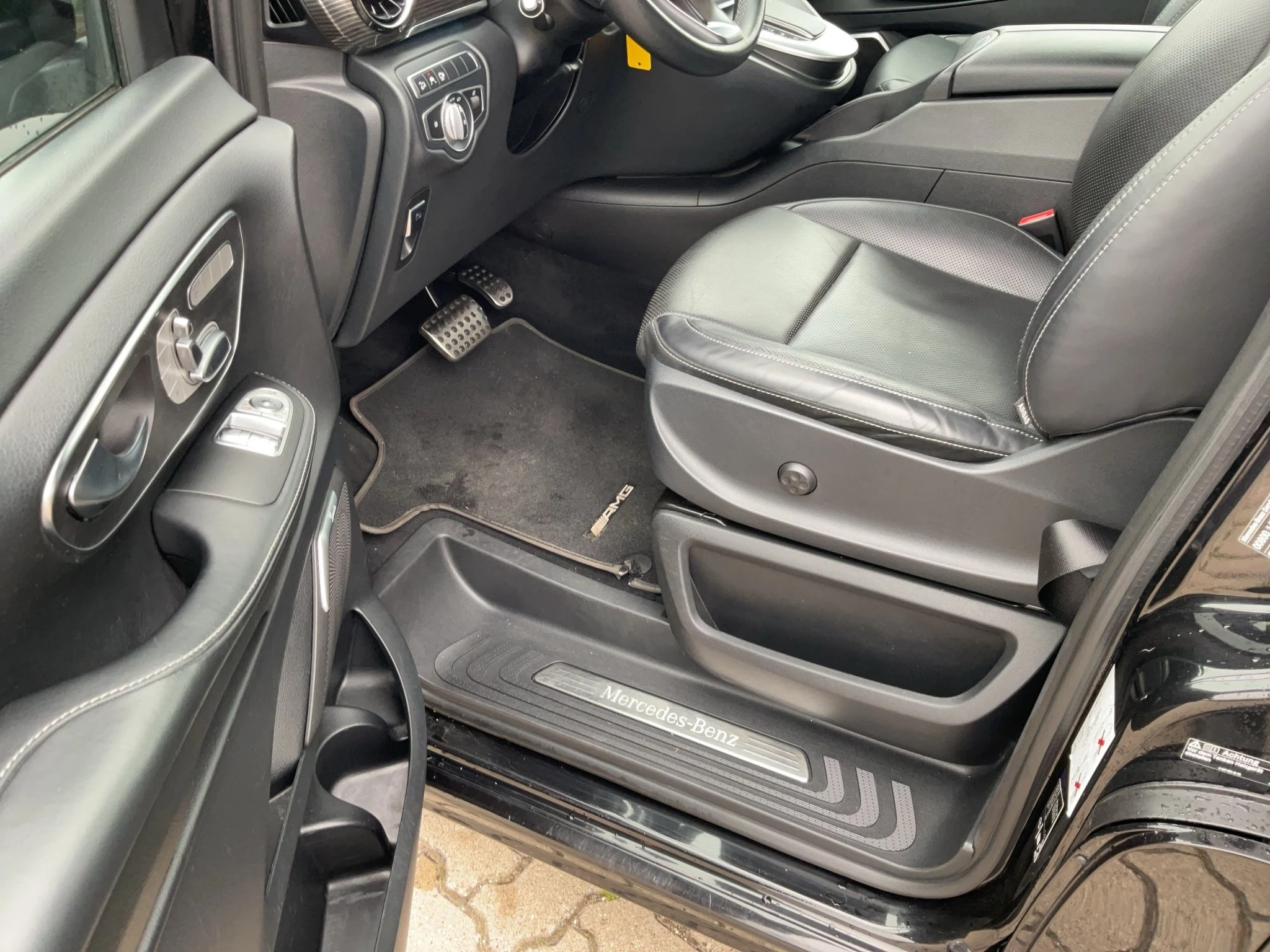 Mercedes-Benz V-Klasse 300 d Avantgarde Edition 4MATIC lang