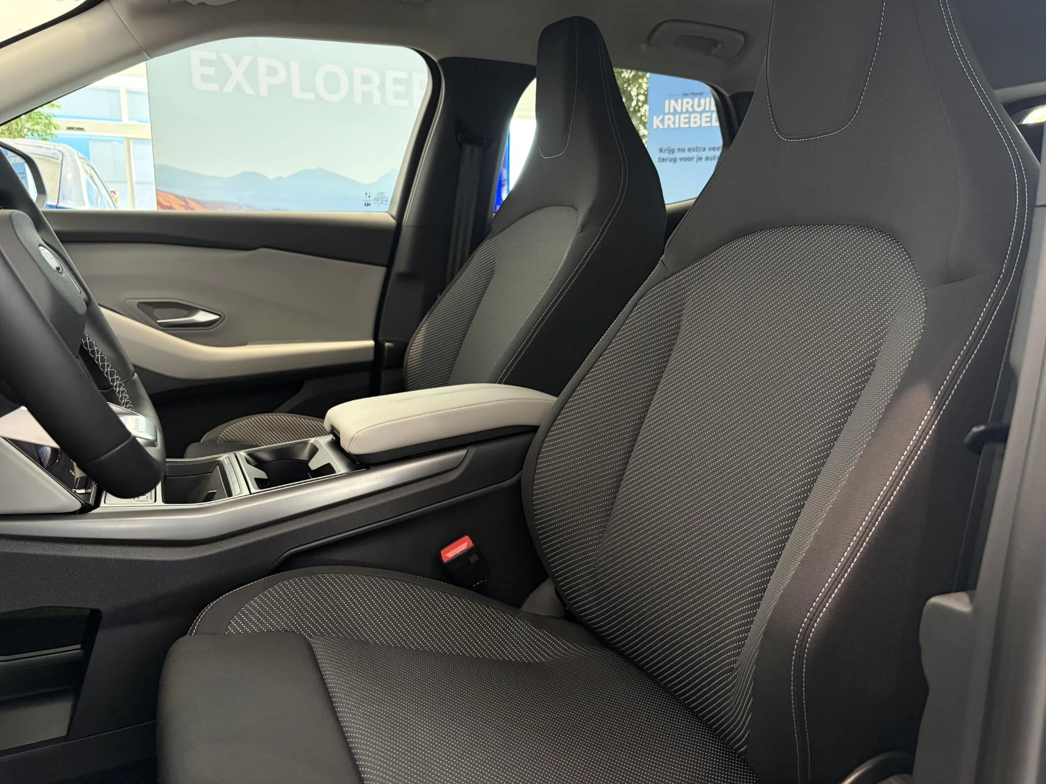 Ford-Explorer-image-8