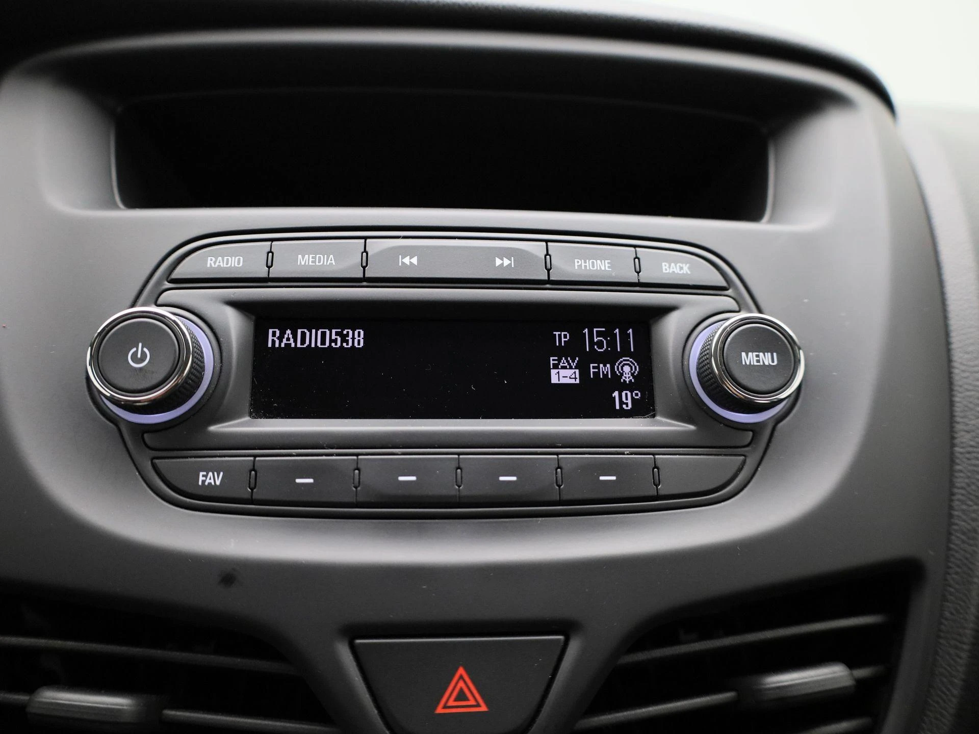 Opel-KARL-image-13
