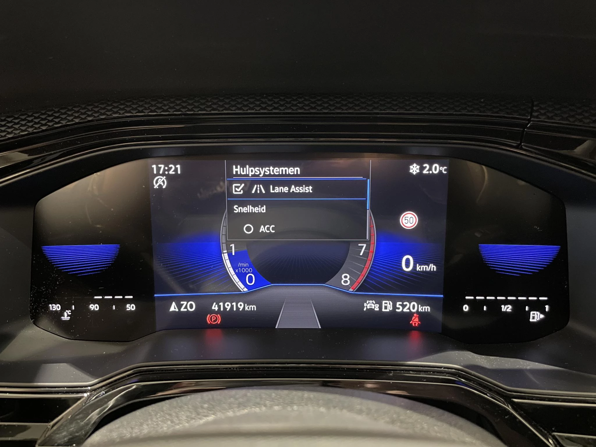 Volkswagen-Polo-image-15