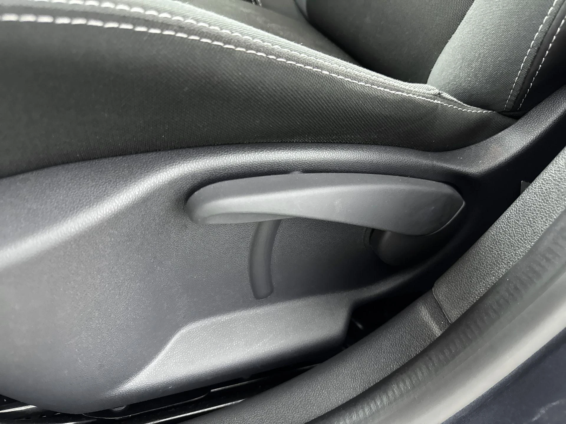 Renault-Clio-image-16