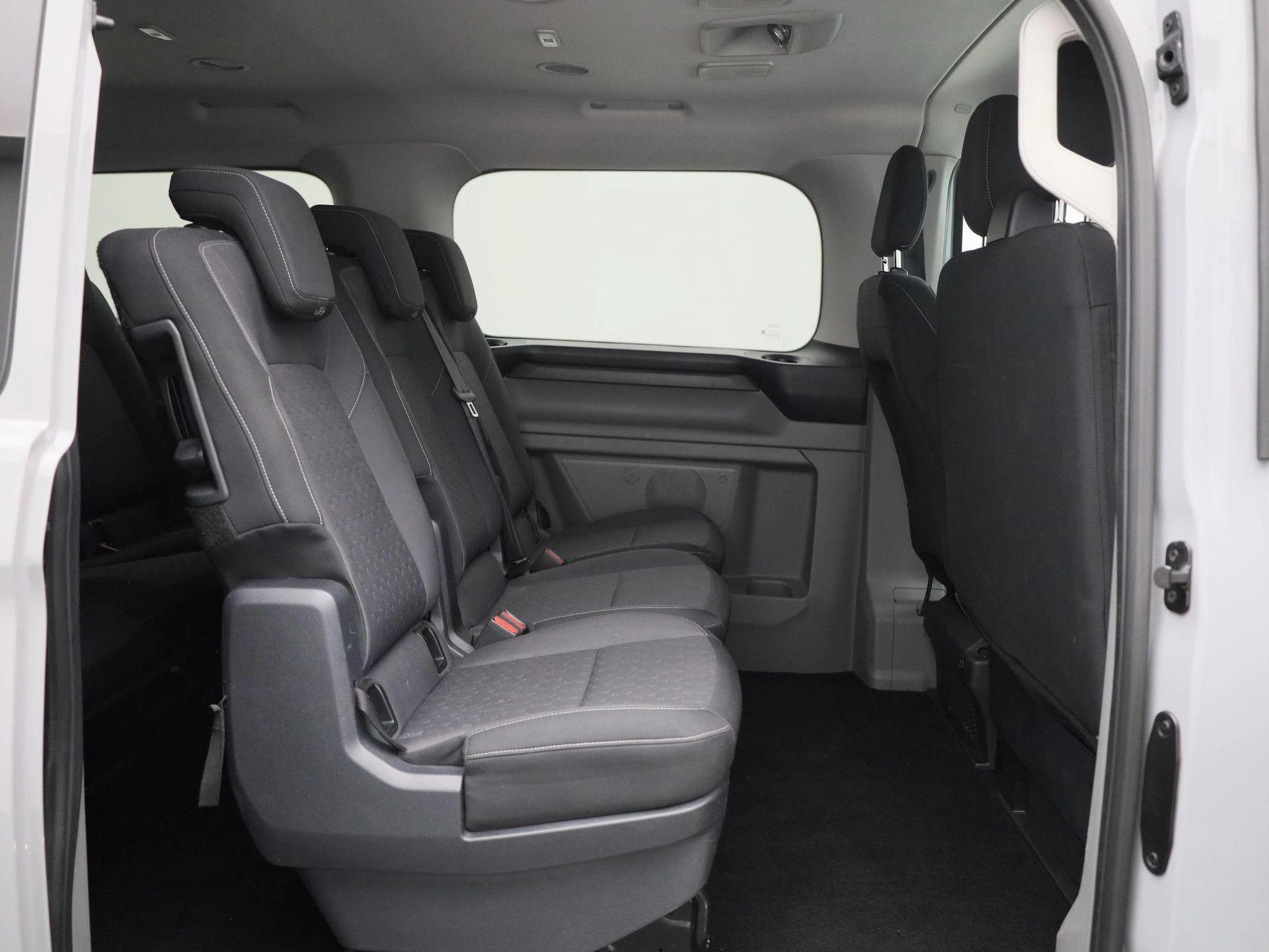 Ford-Transit Custom-image-10