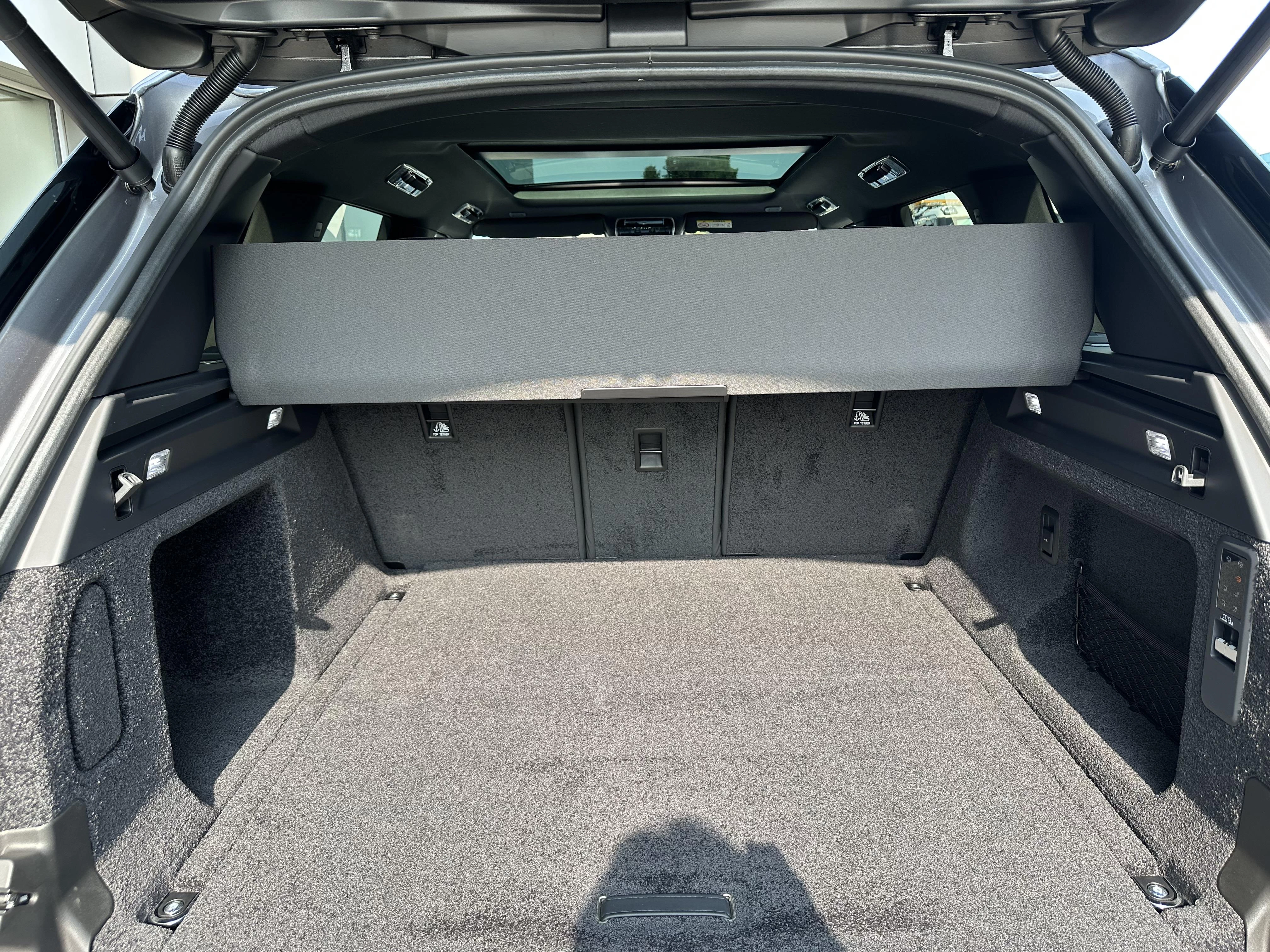 Land Rover-Range Rover-image-7