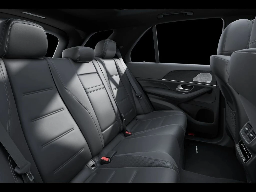 Mercedes-Benz-GLE 450 e-image-10