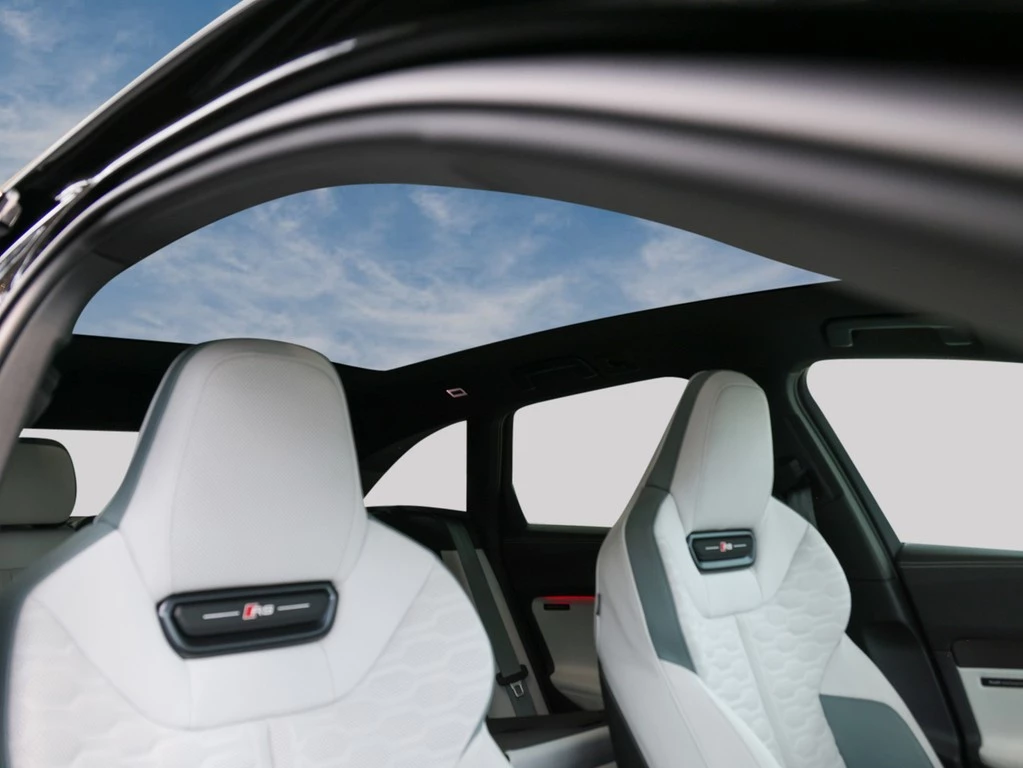Audi RS5 Avant 470 kW tiptronic