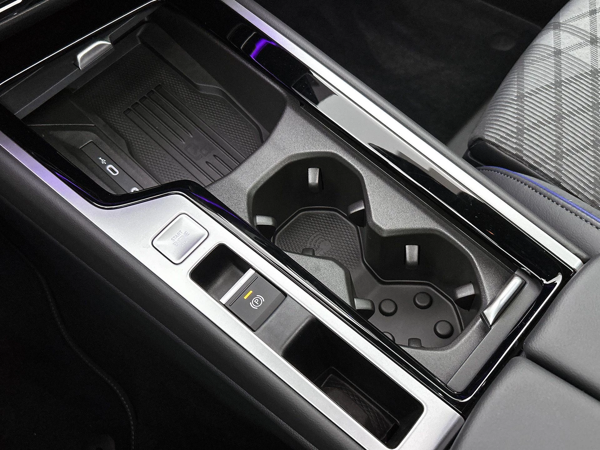 Volkswagen-Passat-image-11