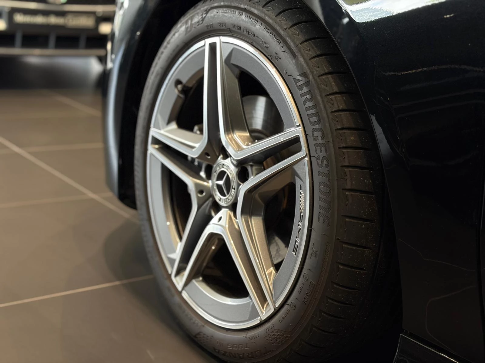 Mercedes-Benz CLA 180 Star Edition Shooting Brake + AMG + PANO + TREKHAAK + SURROUND VIEW +