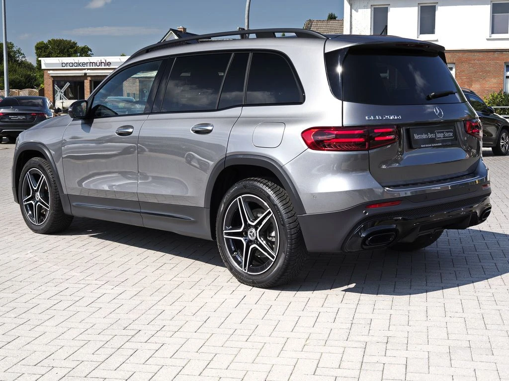 Mercedes-Benz-GLB 200 d-image-5