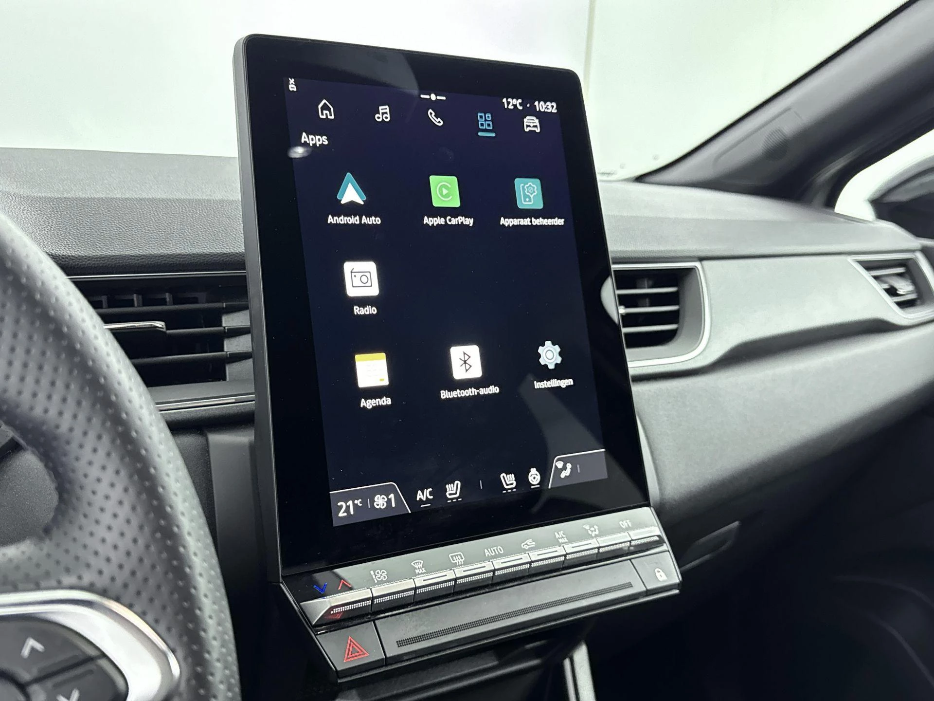 Renault-Captur-image-11