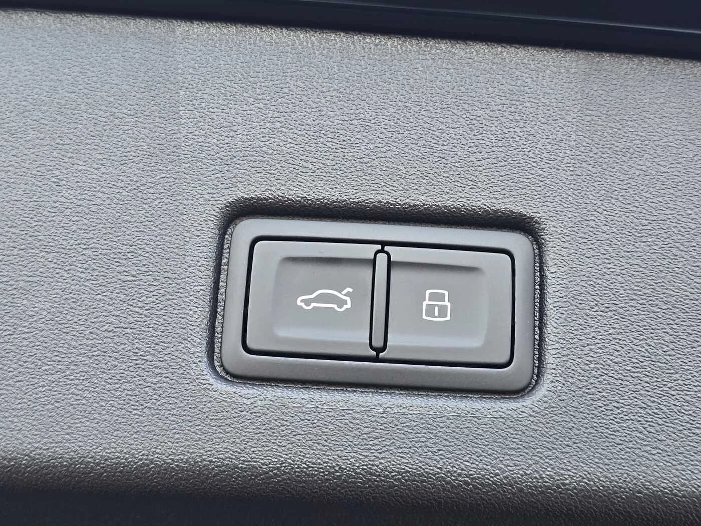 Audi-Q4 e-tron-image-20