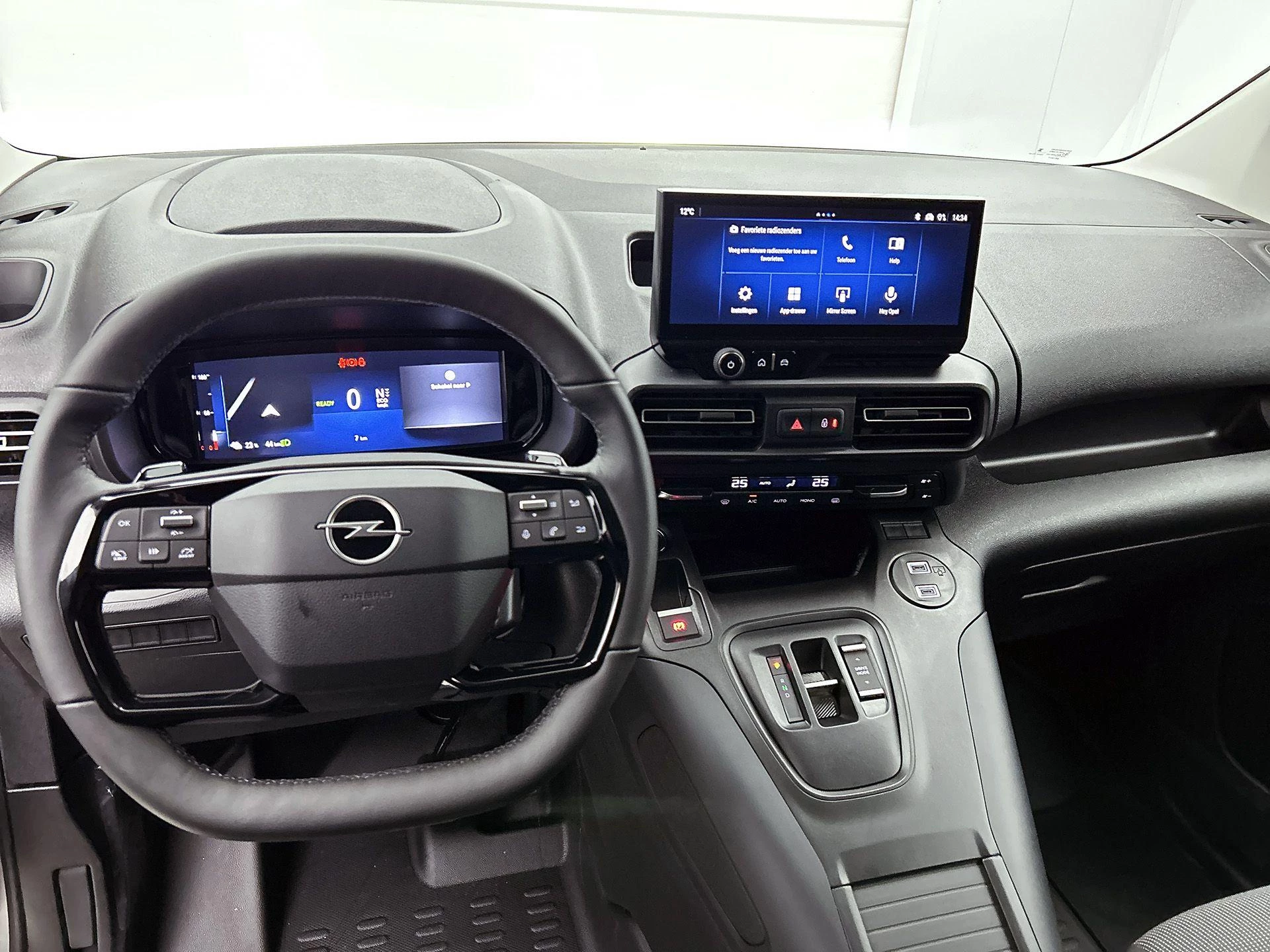 Opel-Combo-e-image-22
