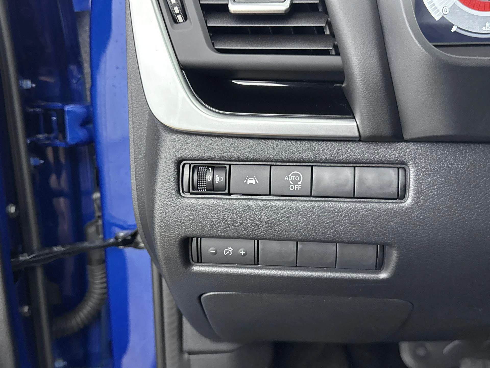 Nissan-QASHQAI-image-14