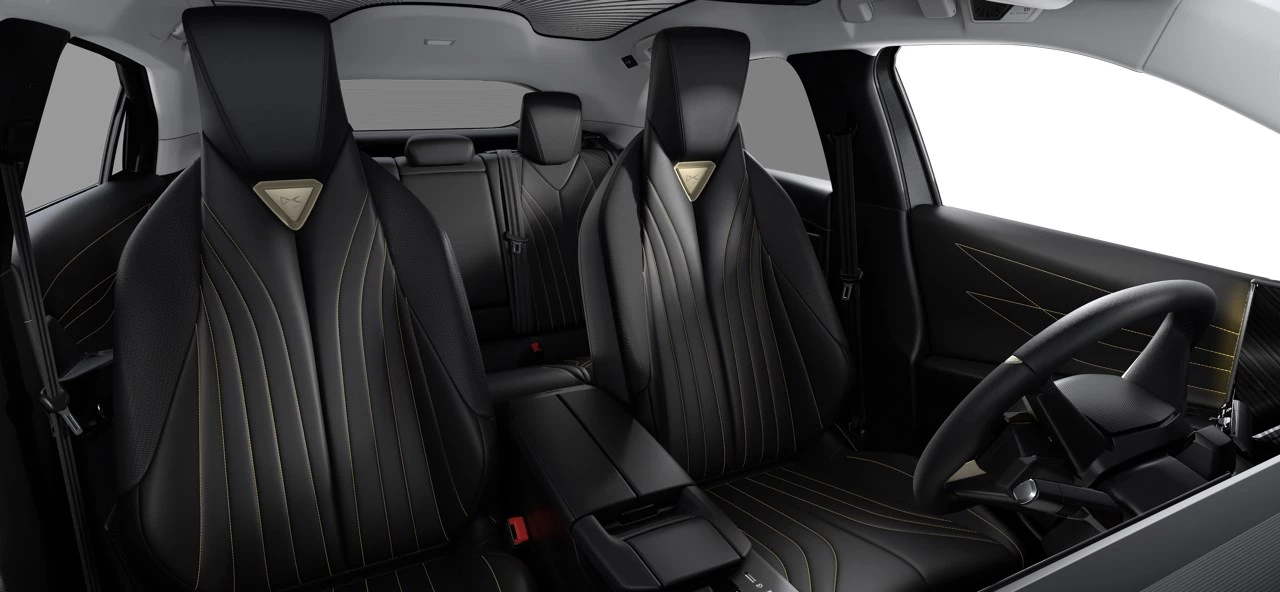 DS N°8 Pallas Black Edition