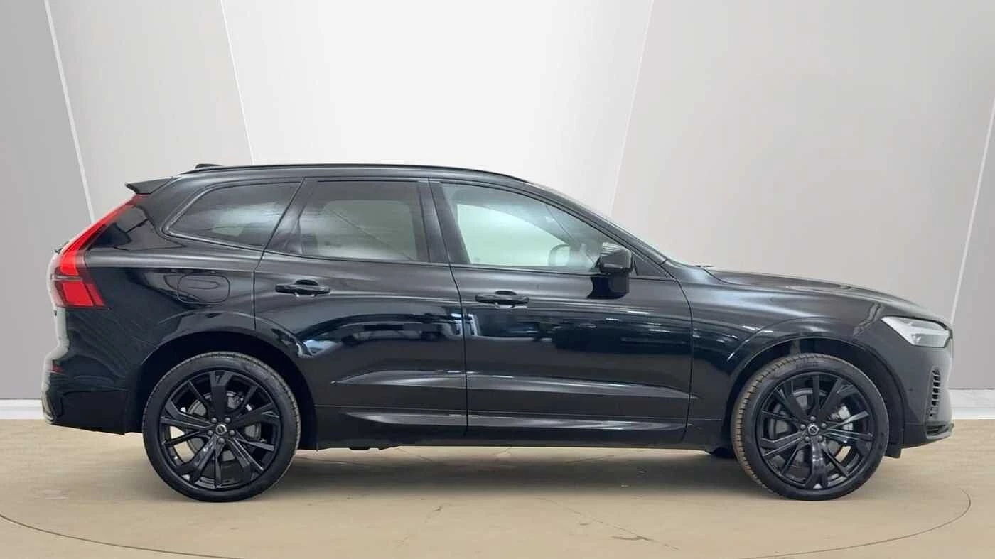Volvo XC60 T6 AWD PHEV Recharge Black Edition Plus