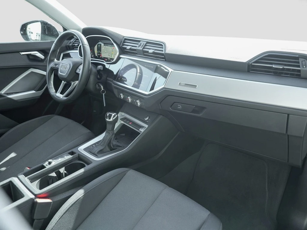 Audi-Q3-image-8