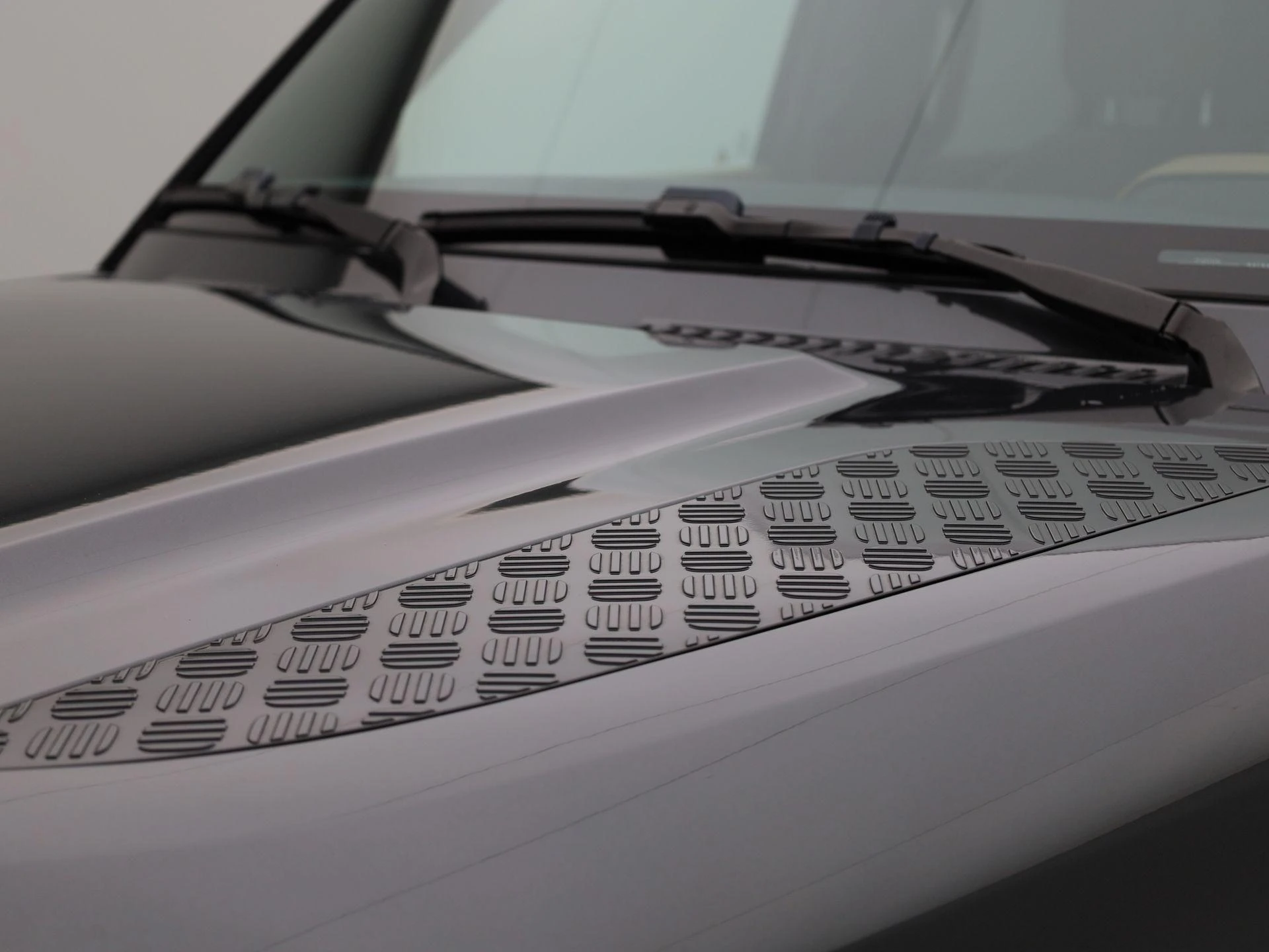 Land Rover-Defender-image-63