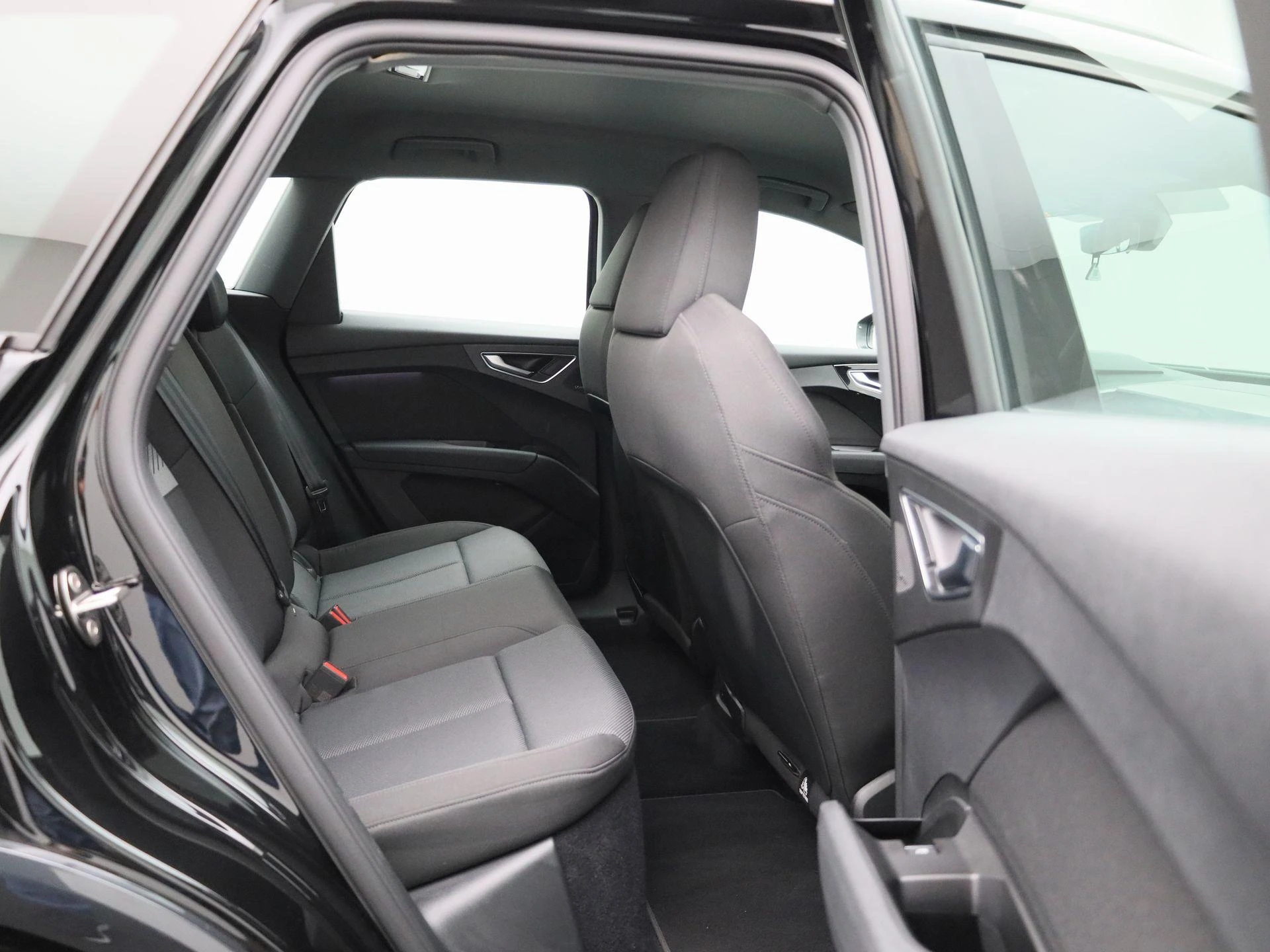 Audi Q4 e-tron 40 Launch edition Advanced 77 kWh